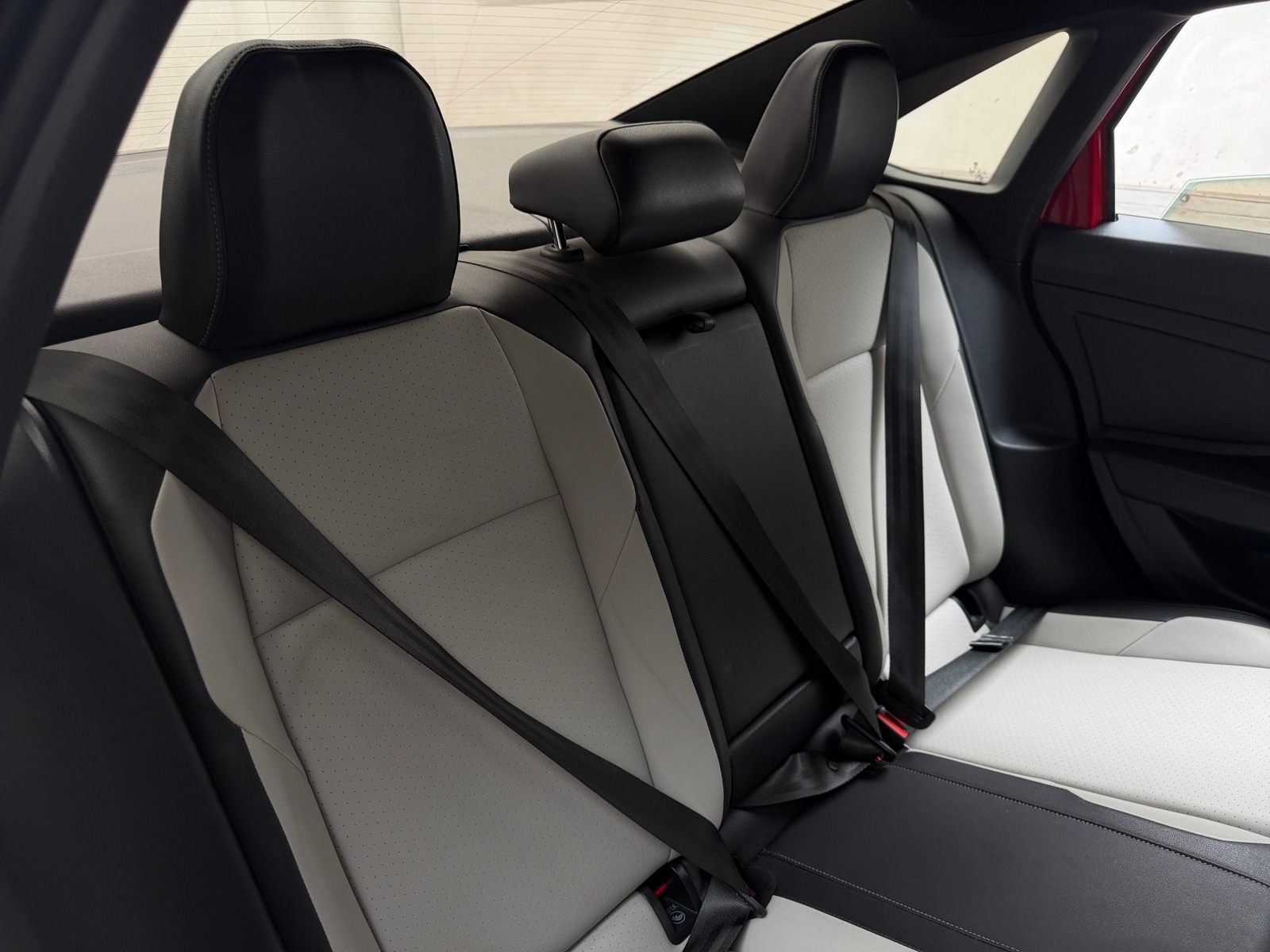 Thumbnail: 2019 Volkswagen Jetta - 5