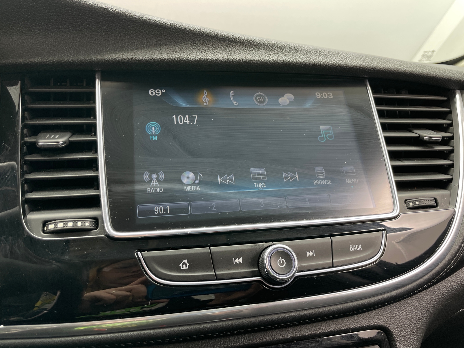Thumbnail: 2019 Buick Encore - 3