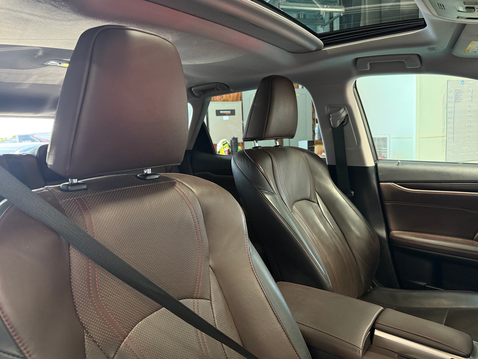 Thumbnail: 2018 Lexus RX - 2