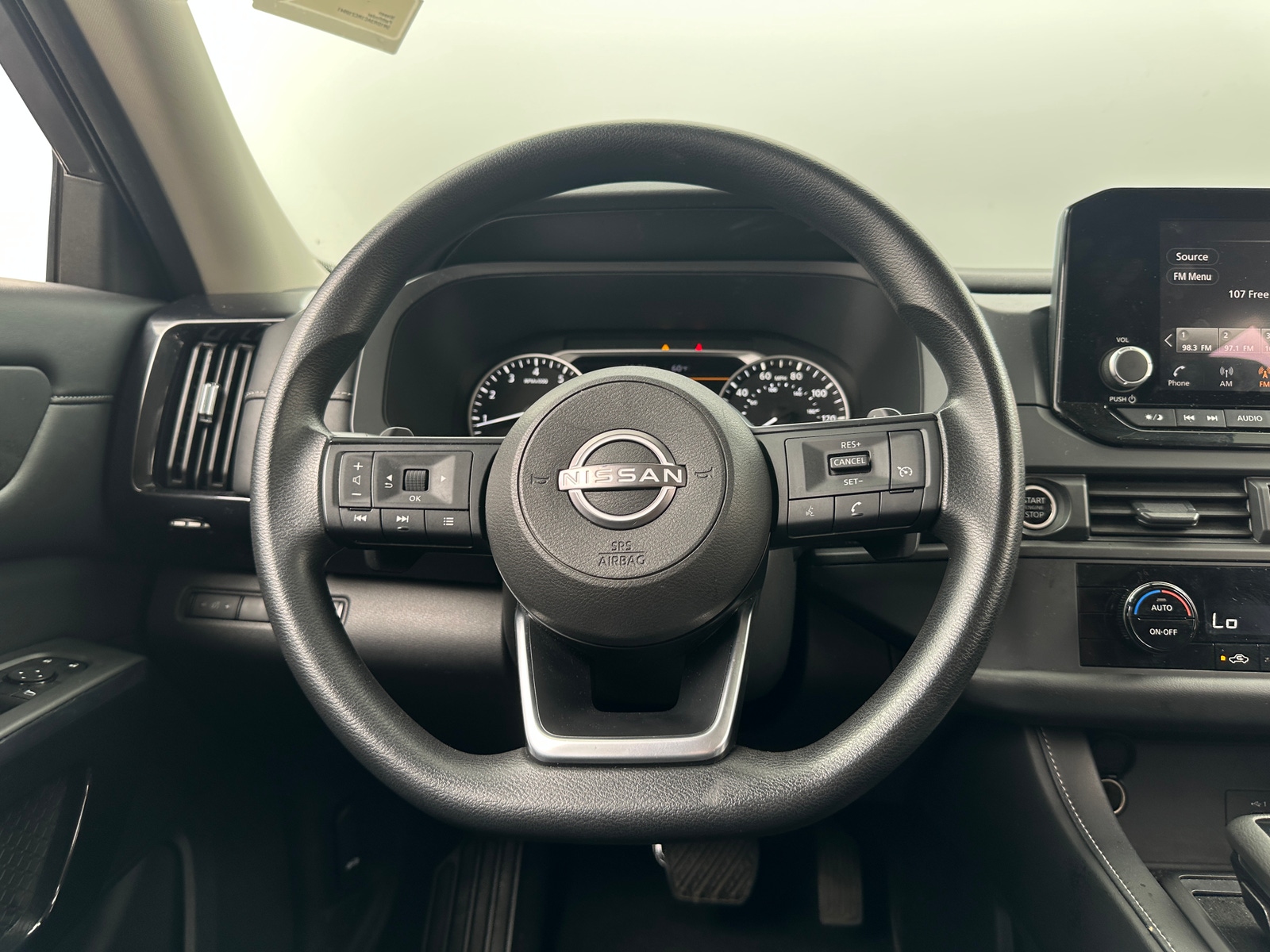 Thumbnail: 2024 Nissan Pathfinder - 5