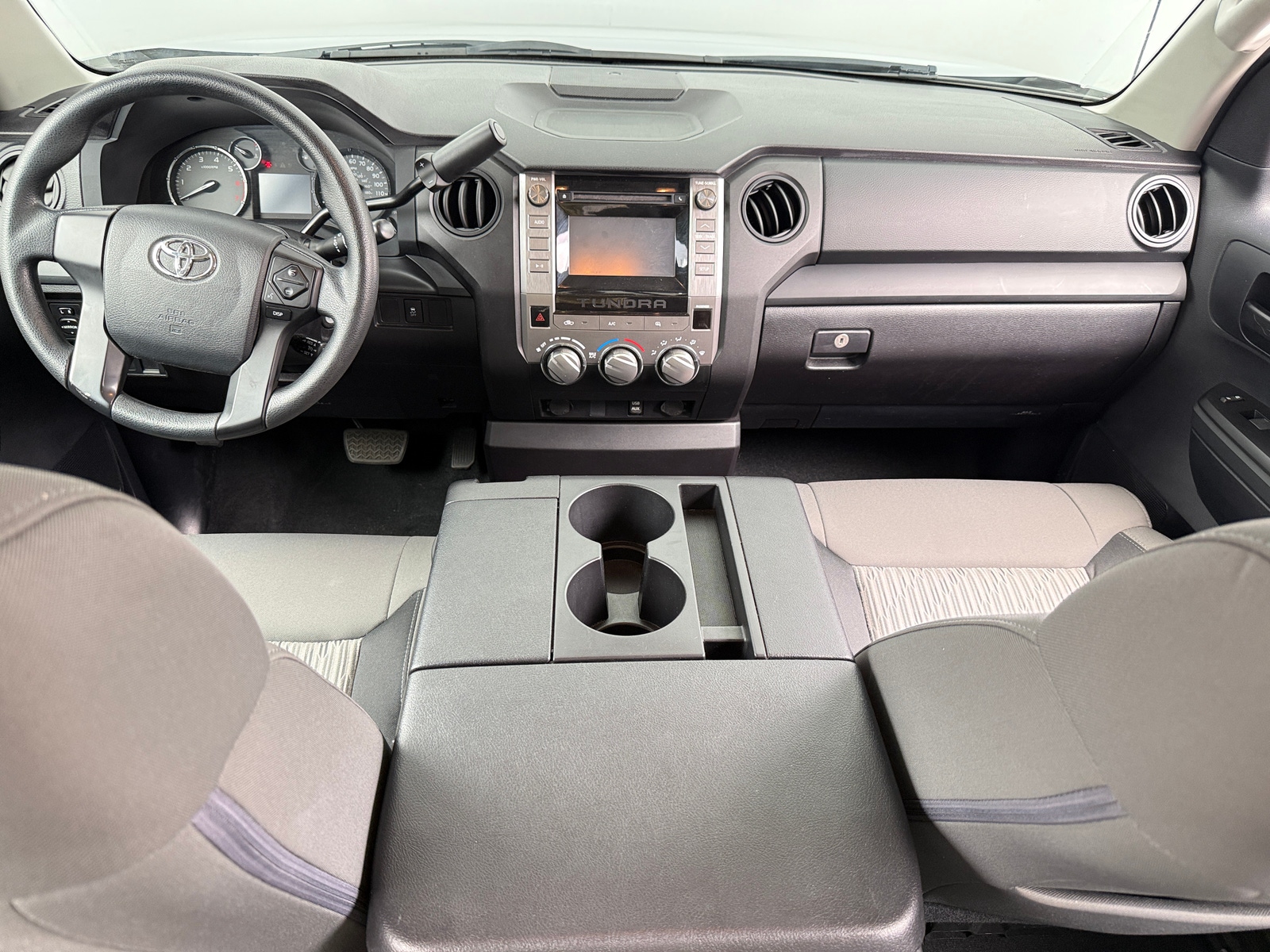 Thumbnail: 2015 Toyota Tundra - 3