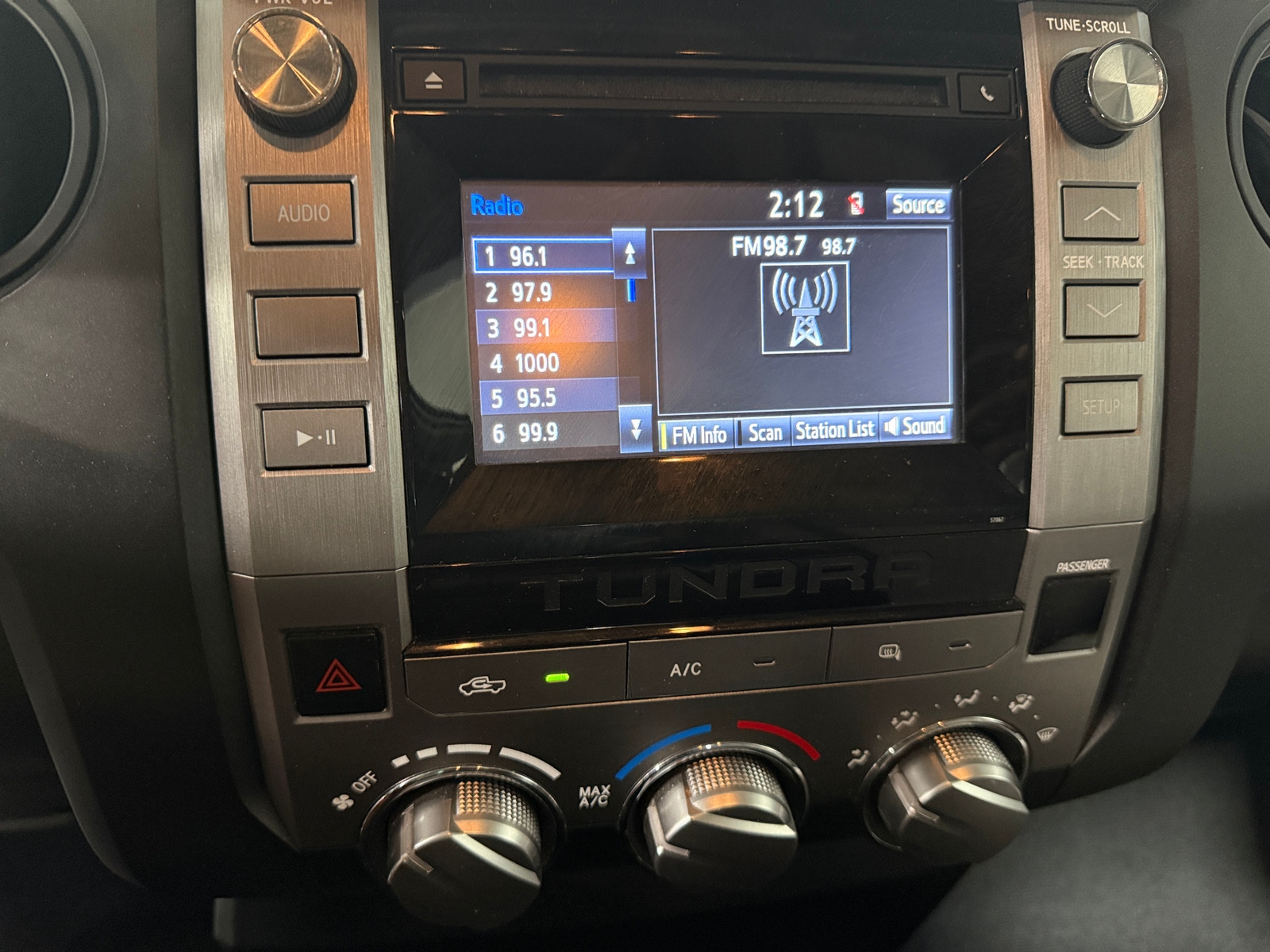 Thumbnail: 2015 Toyota Tundra - 4