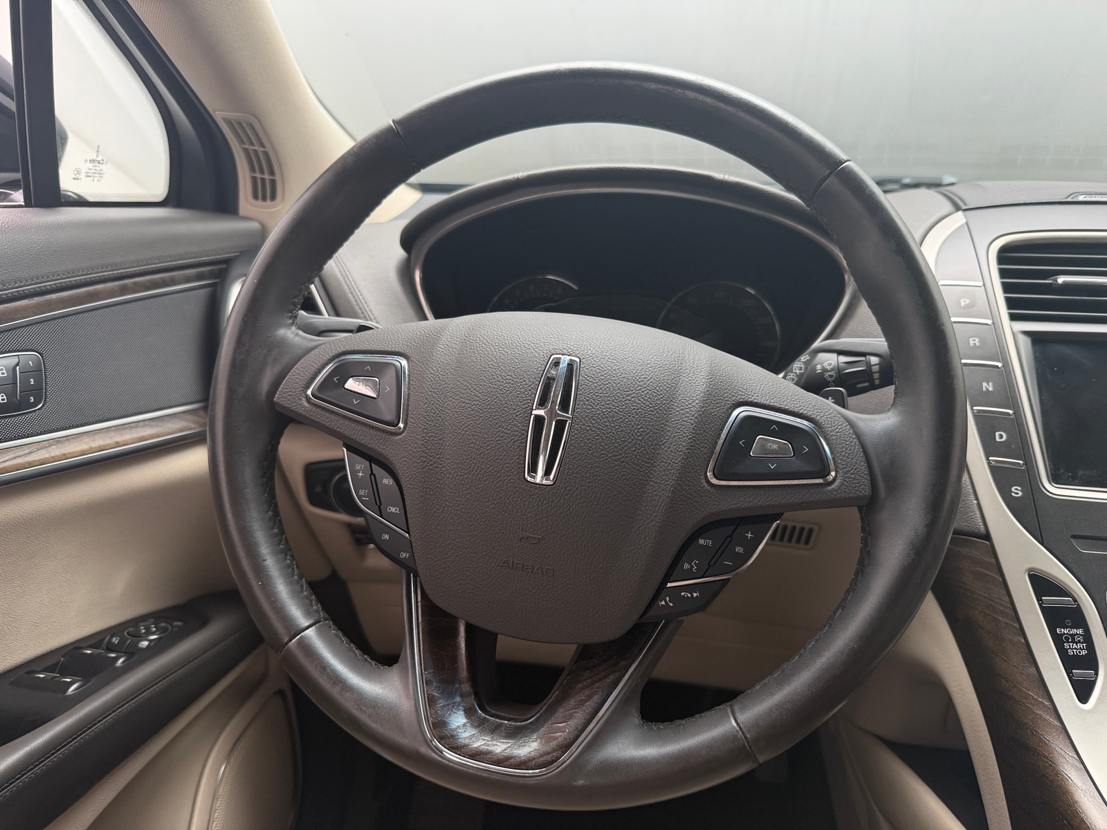 Thumbnail: 2018 Lincoln MKX - 4
