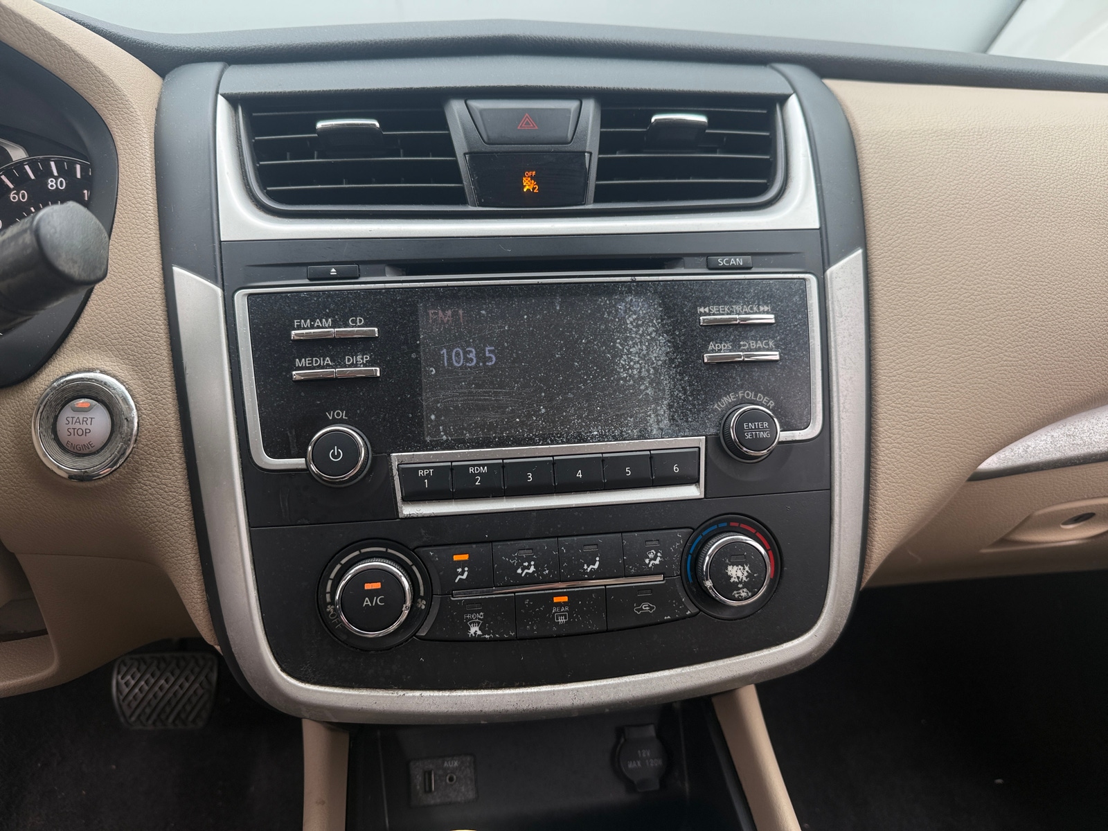 Thumbnail: 2016 Nissan Altima - 4