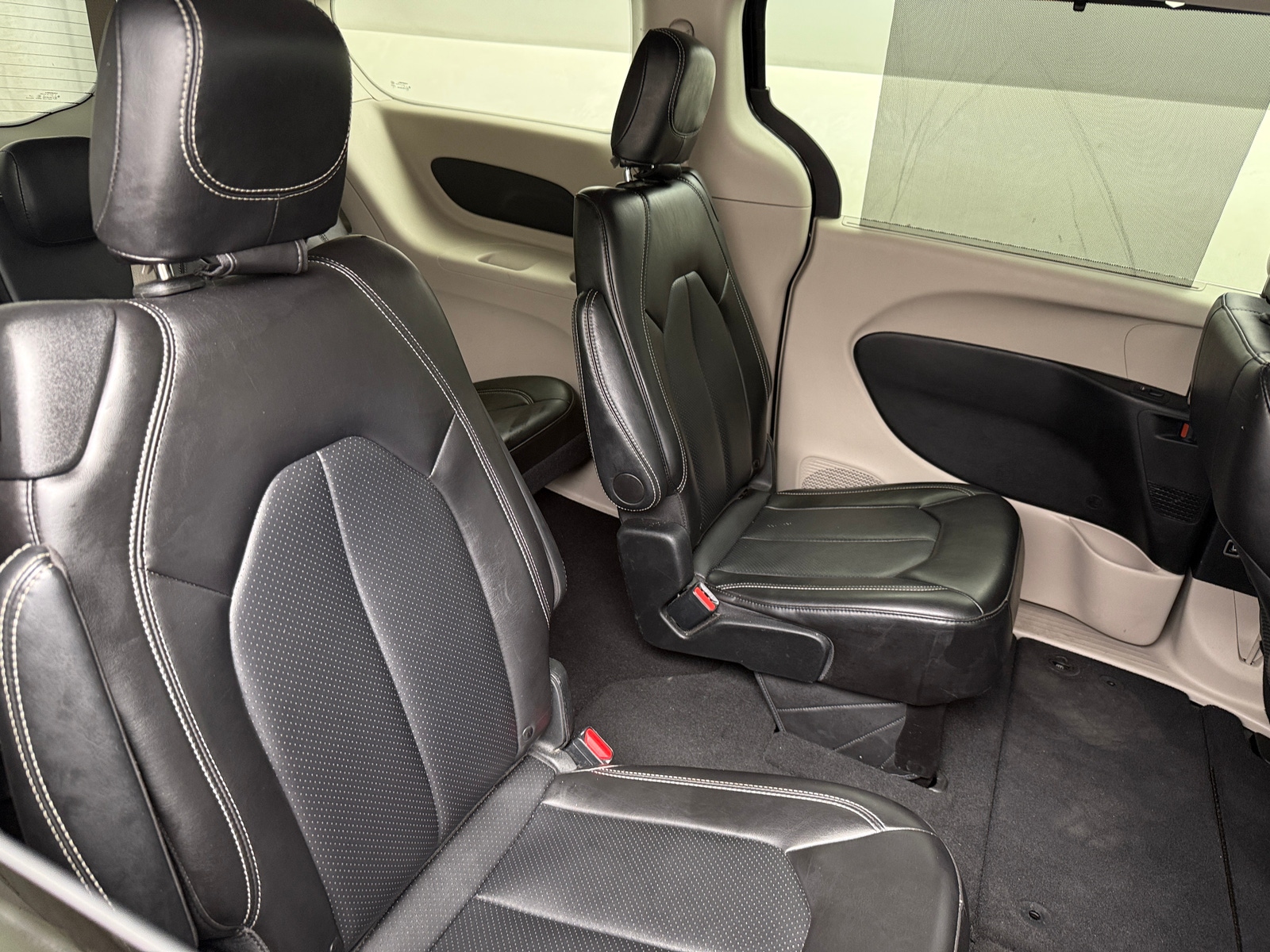 Thumbnail: 2024 Chrysler Pacifica - 5