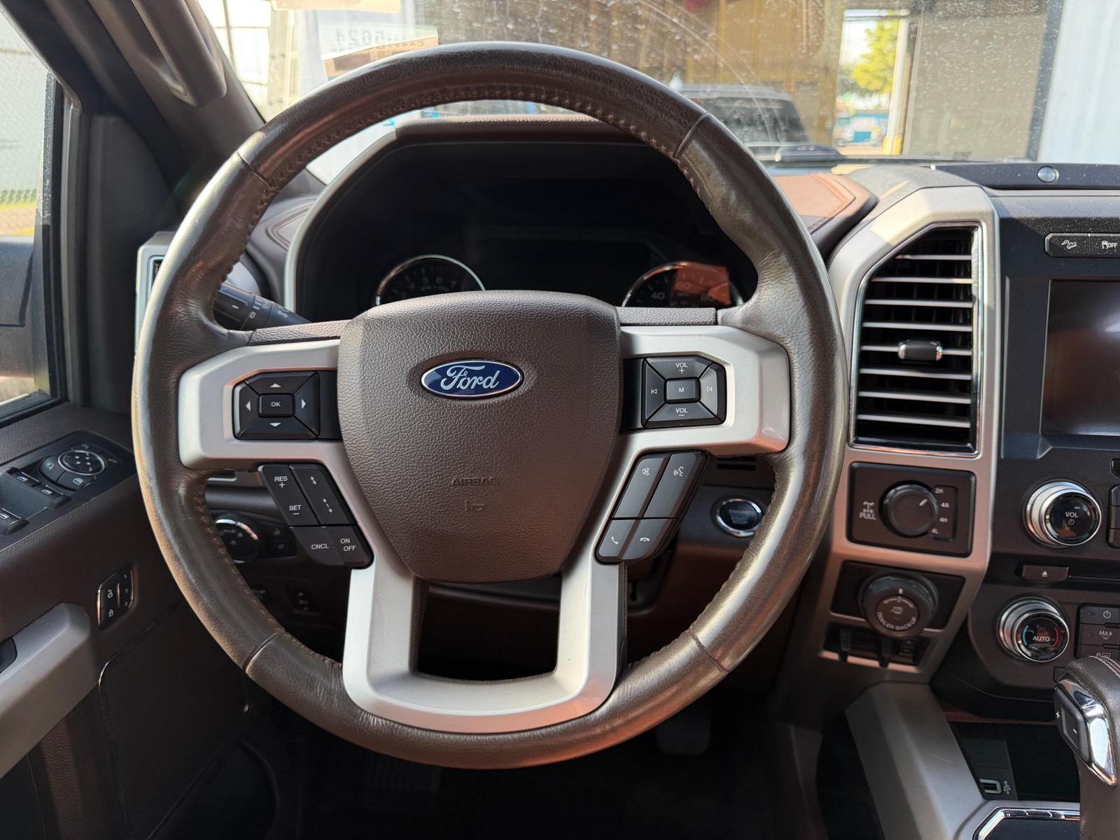 Thumbnail: 2018 Ford Econoline - 4