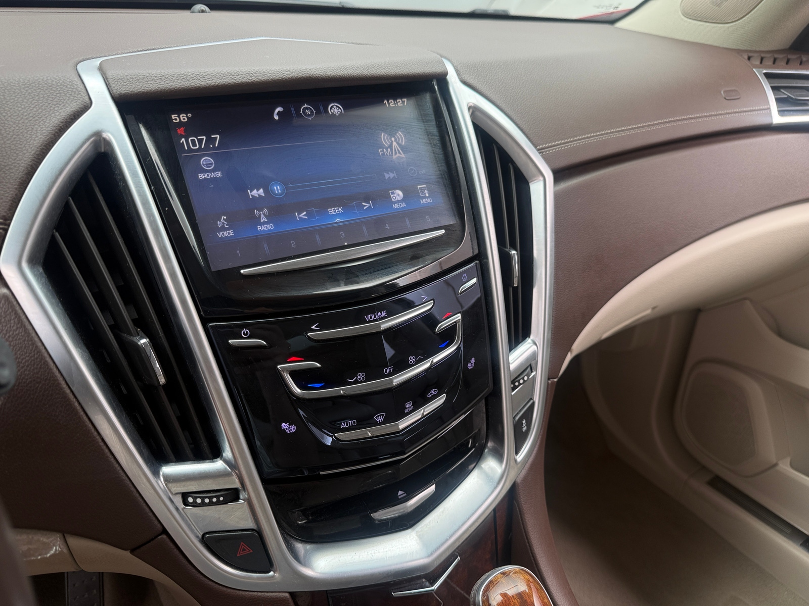 Thumbnail: 2015 Cadillac SRX - 3