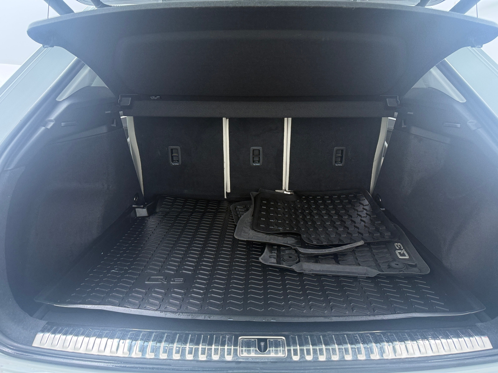 Thumbnail: 2024 Audi Q3 - 6