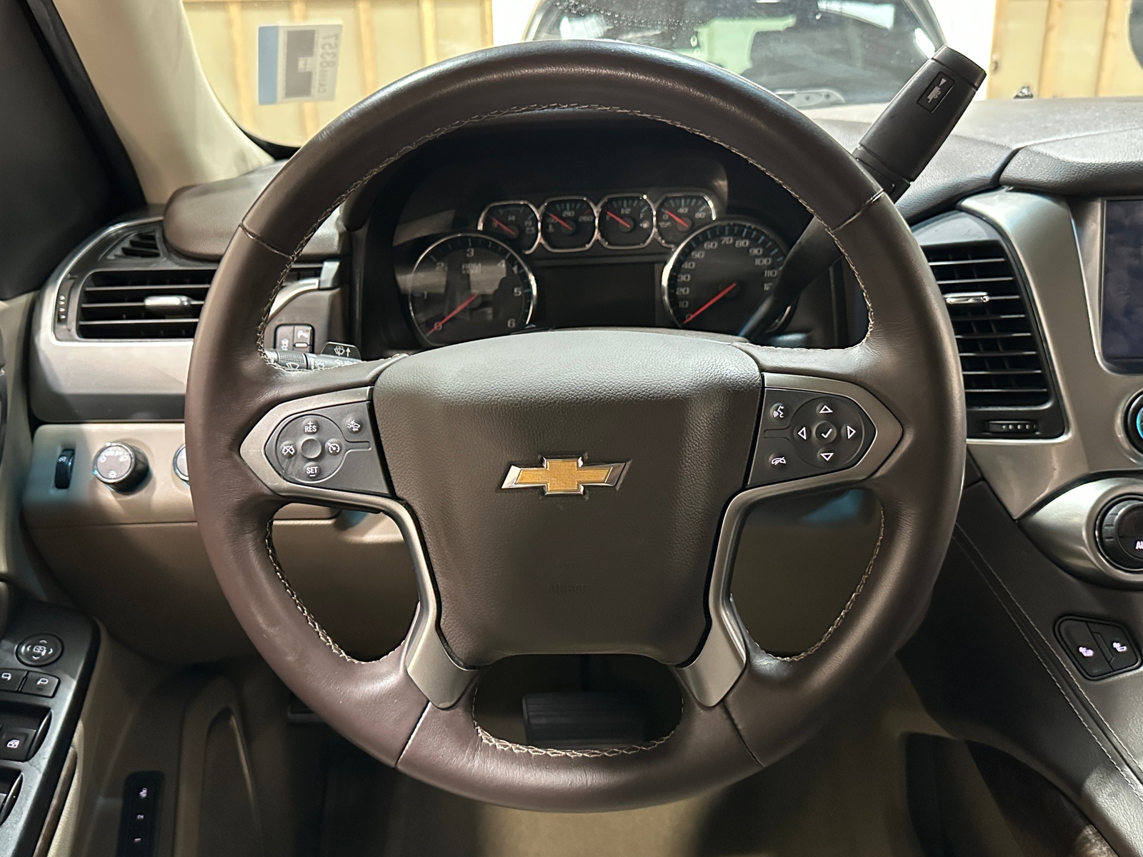 Thumbnail: 2016 Chevrolet Suburban - 4