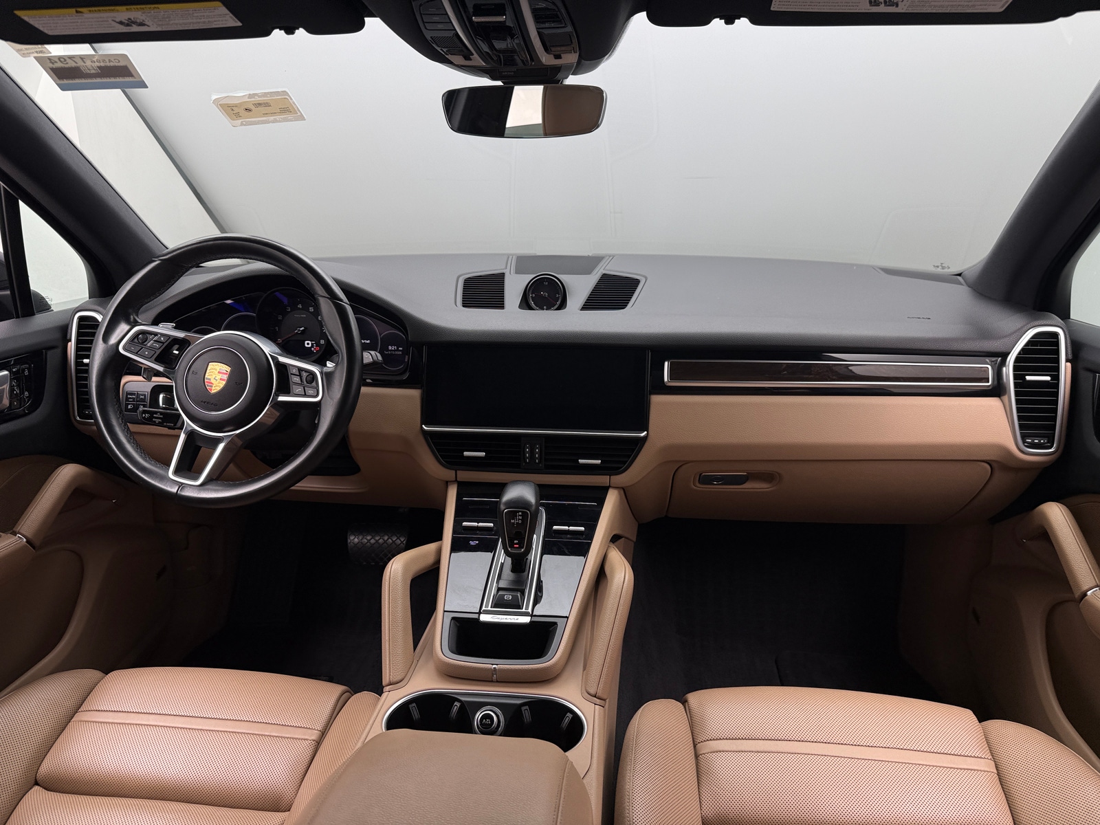Thumbnail: 2019 Porsche Cayenne - 2