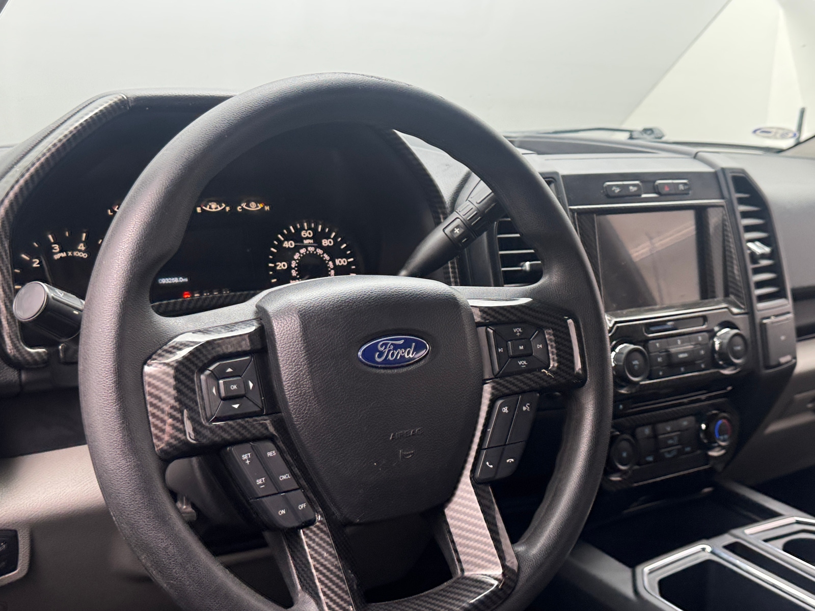 Thumbnail: 2018 Ford Econoline - 5