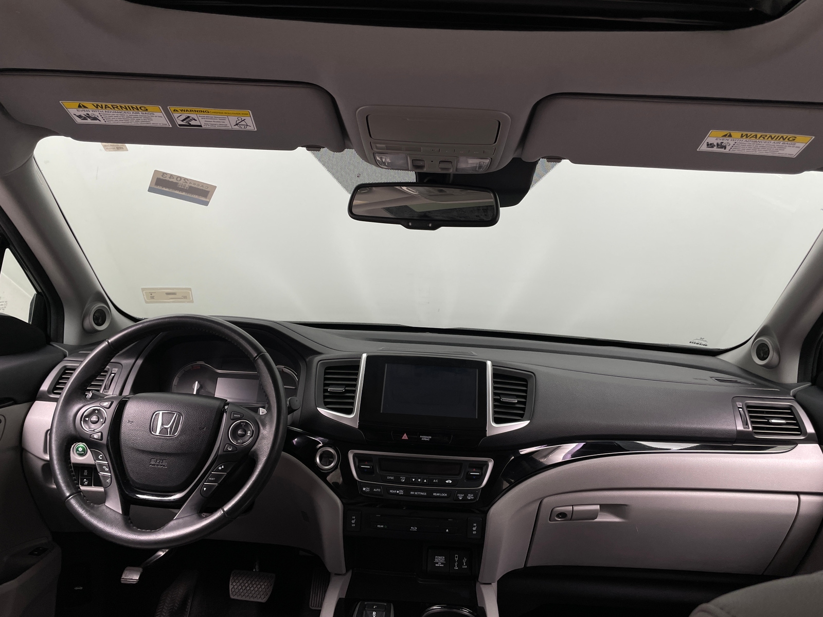 Thumbnail: 2017 Honda Pilot - 2