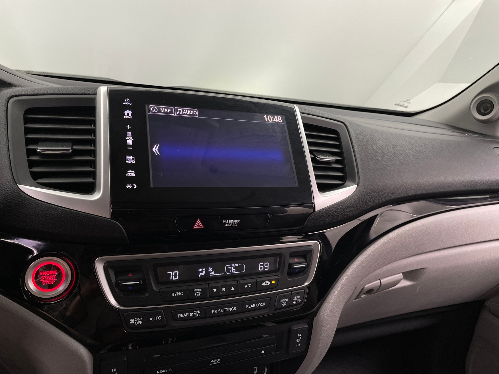 Thumbnail: 2017 Honda Pilot - 3
