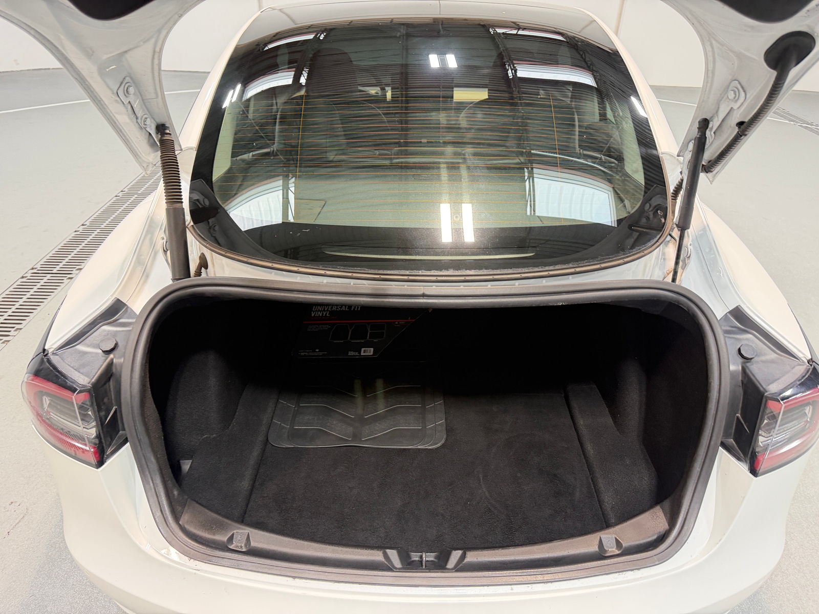 Thumbnail: 2021 Tesla Model 3 - 6