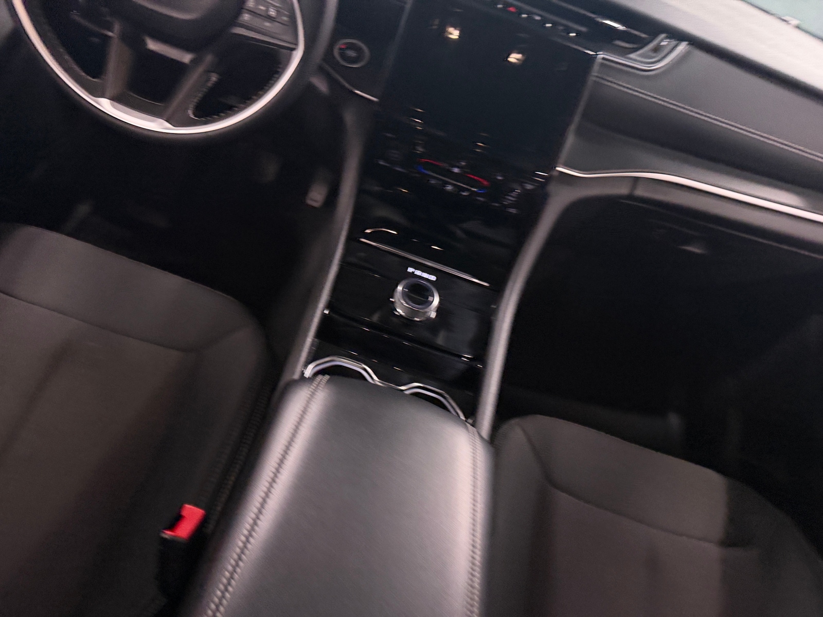 Thumbnail: 2023 Jeep Grand Cherokee - 3