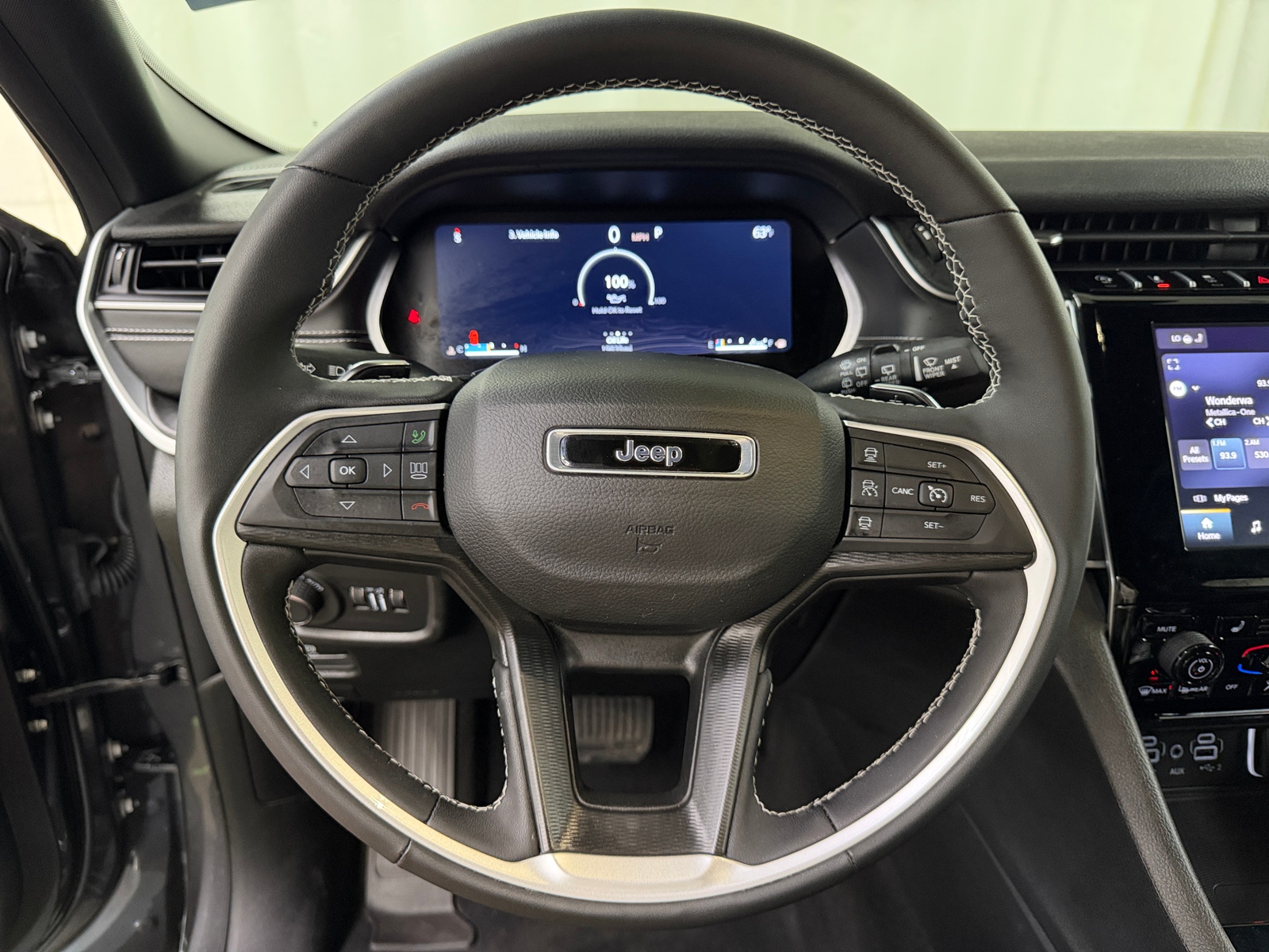 Thumbnail: 2024 Jeep Grand Cherokee - 5