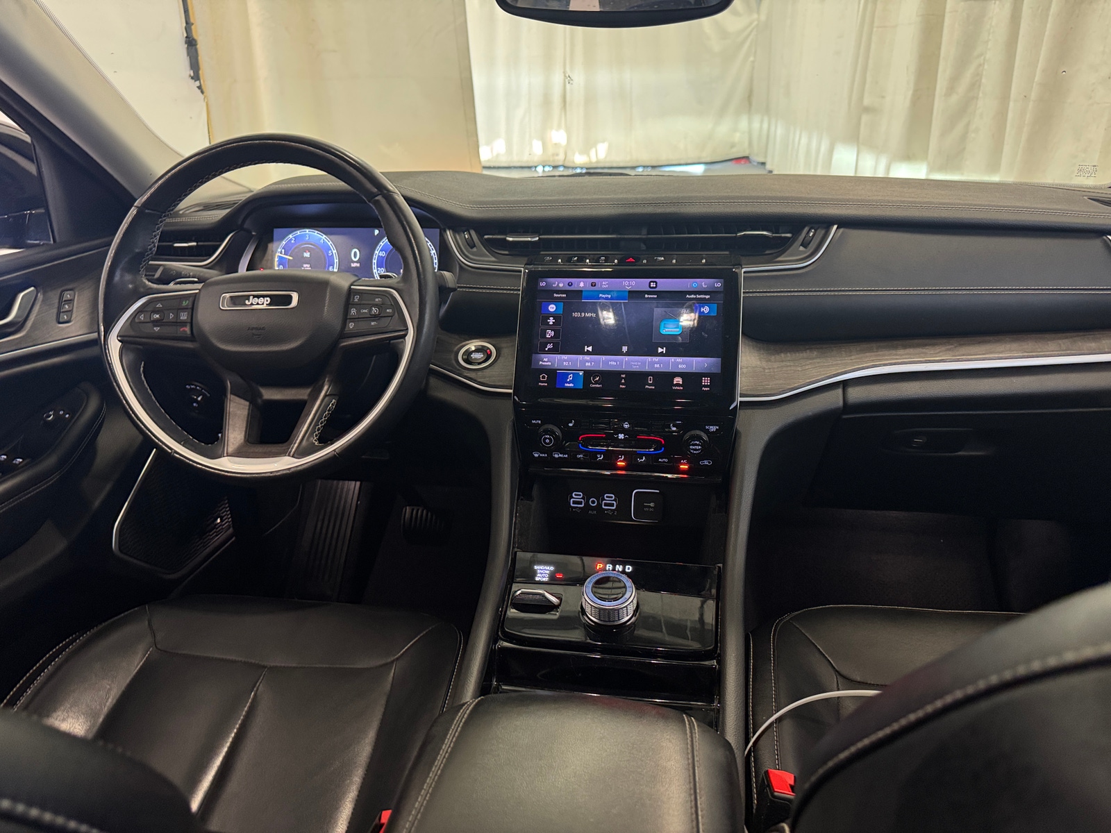 Thumbnail: 2022 Jeep Grand Cherokee - 2