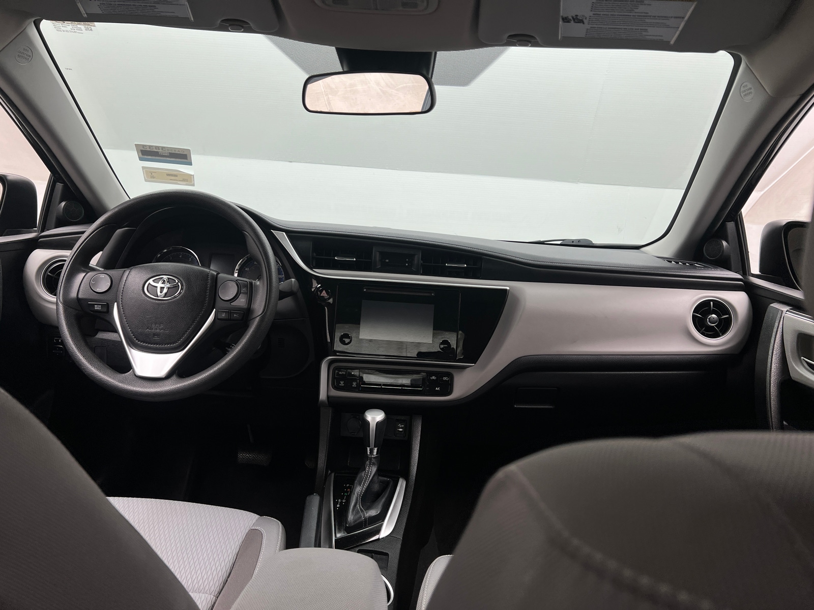 Thumbnail: 2018 Toyota Corolla - 3