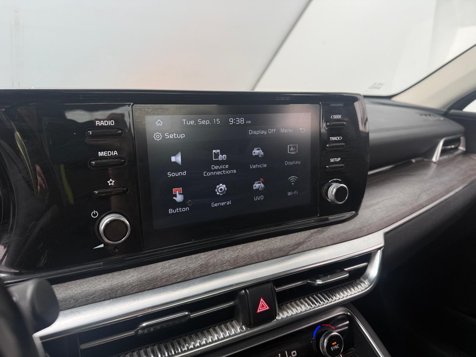 Thumbnail: 2021 Kia K5 - 3