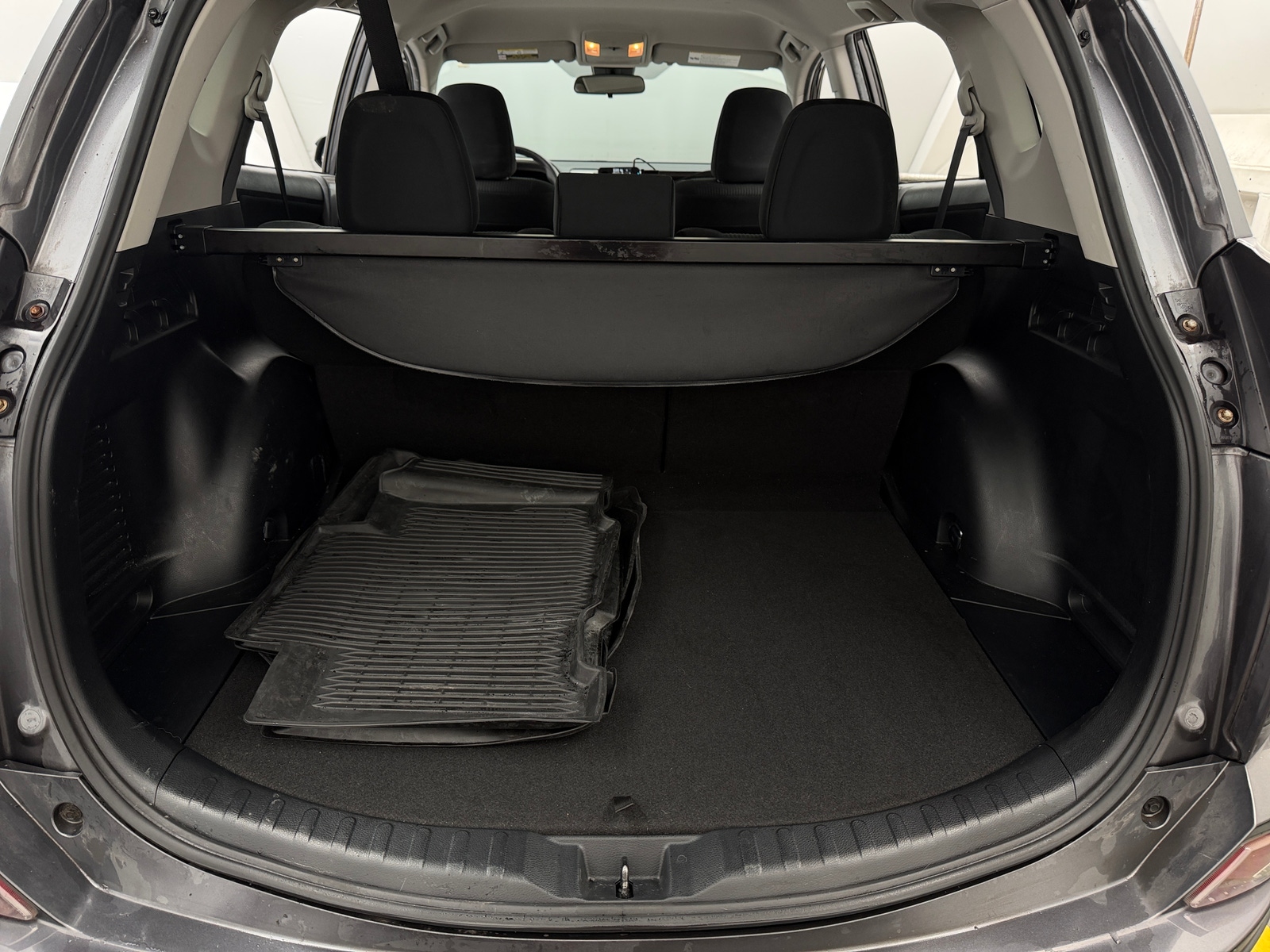 Thumbnail: 2018 Toyota RAV4 - 7
