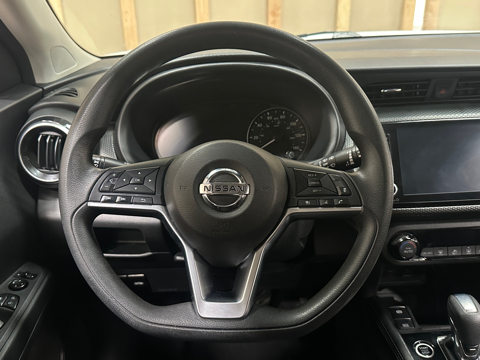Thumbnail: 2021 Nissan Kicks - 5