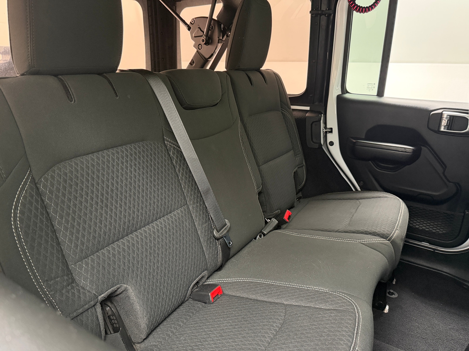 Thumbnail: 2021 Jeep Wrangler - 6