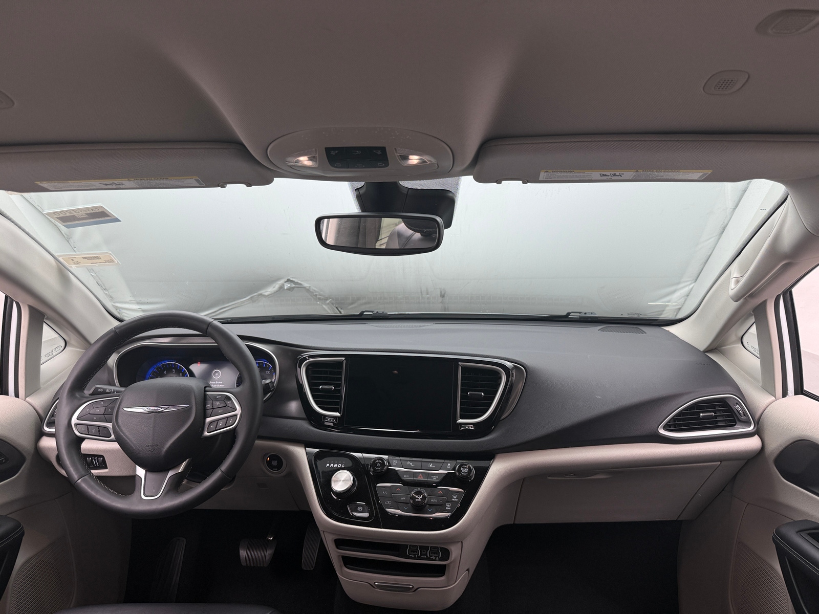 Thumbnail: 2024 Chrysler Pacifica - 2