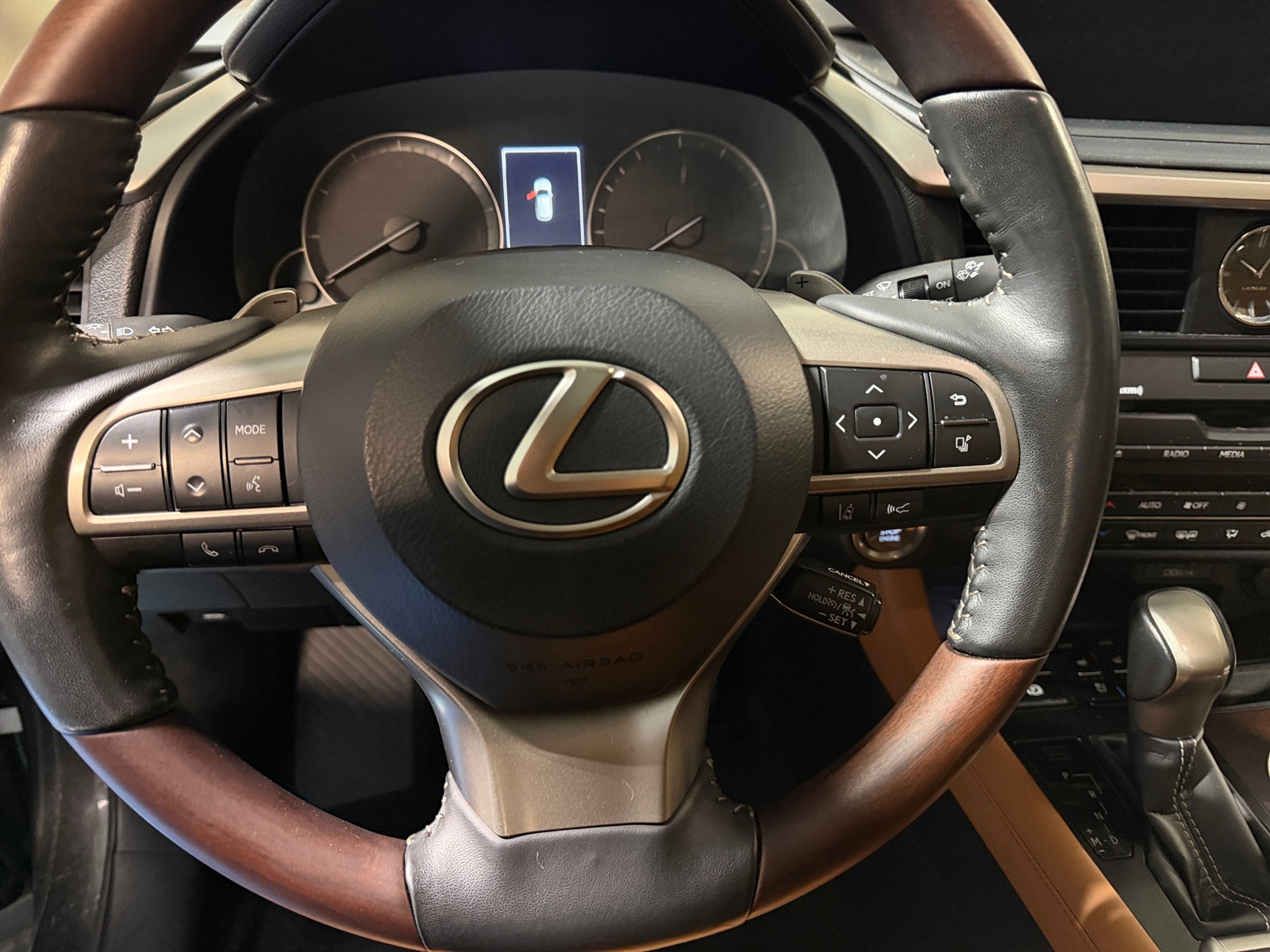 Thumbnail: 2022 Lexus RX - 5
