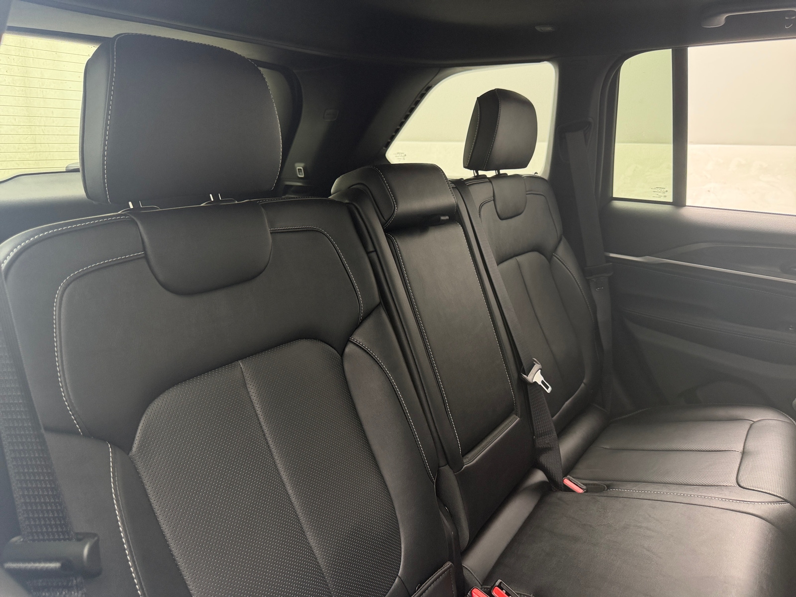 Thumbnail: 2026 Jeep Grand Cherokee - 5