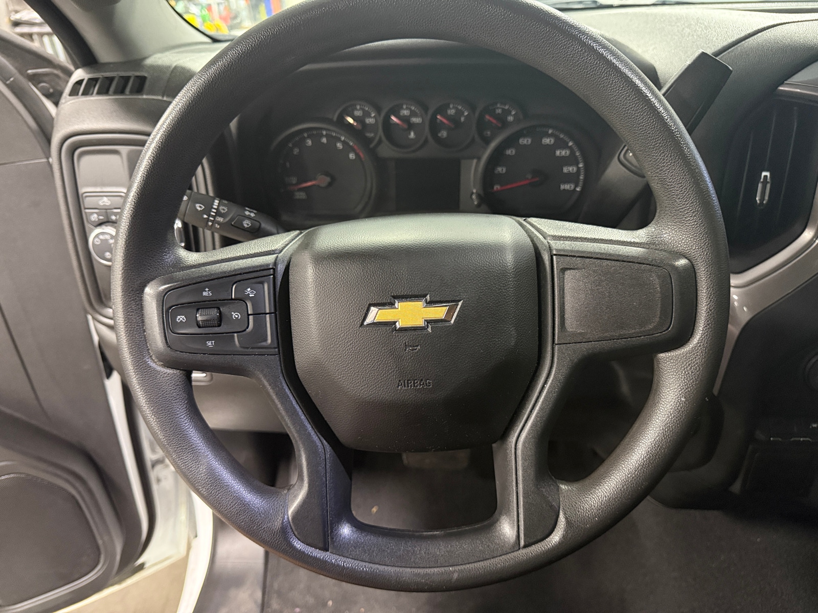 Thumbnail: 2022 Chevrolet Silverado 1500 - 5
