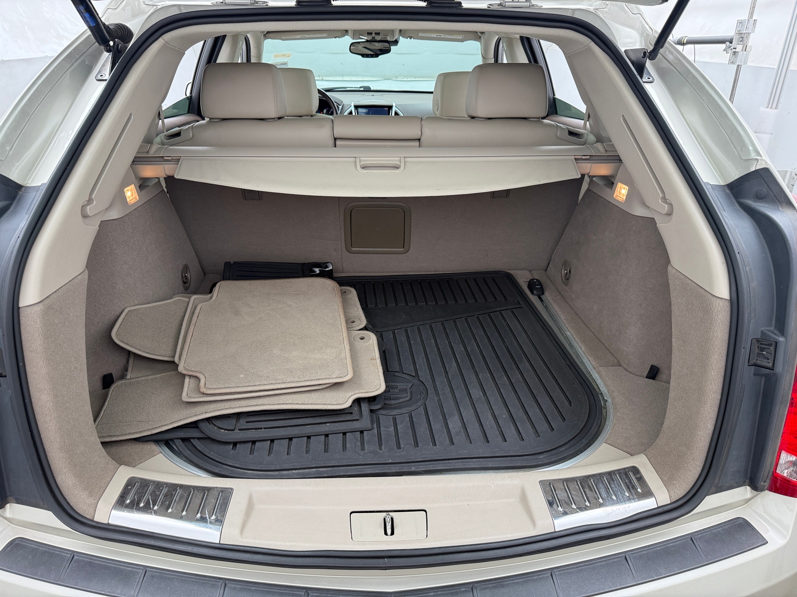 Thumbnail: 2014 Cadillac SRX - 6