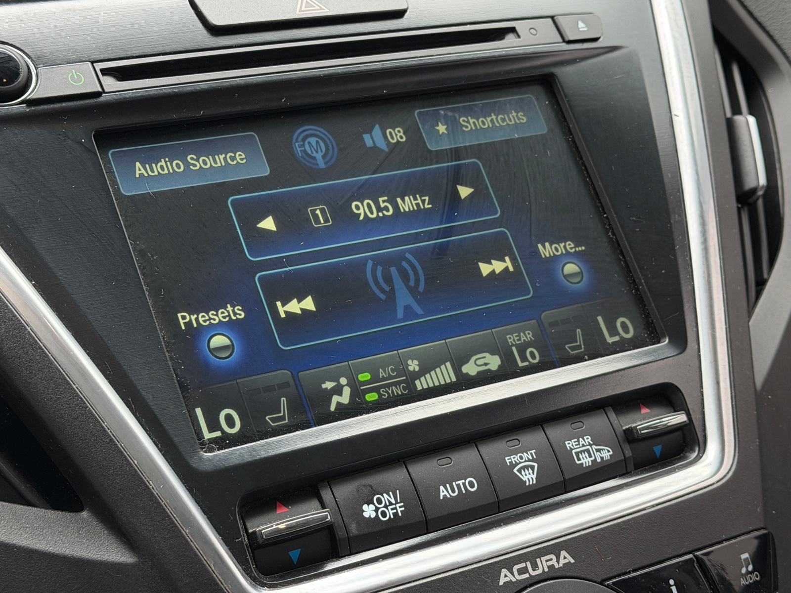 Thumbnail: 2014 Acura MDX - 4