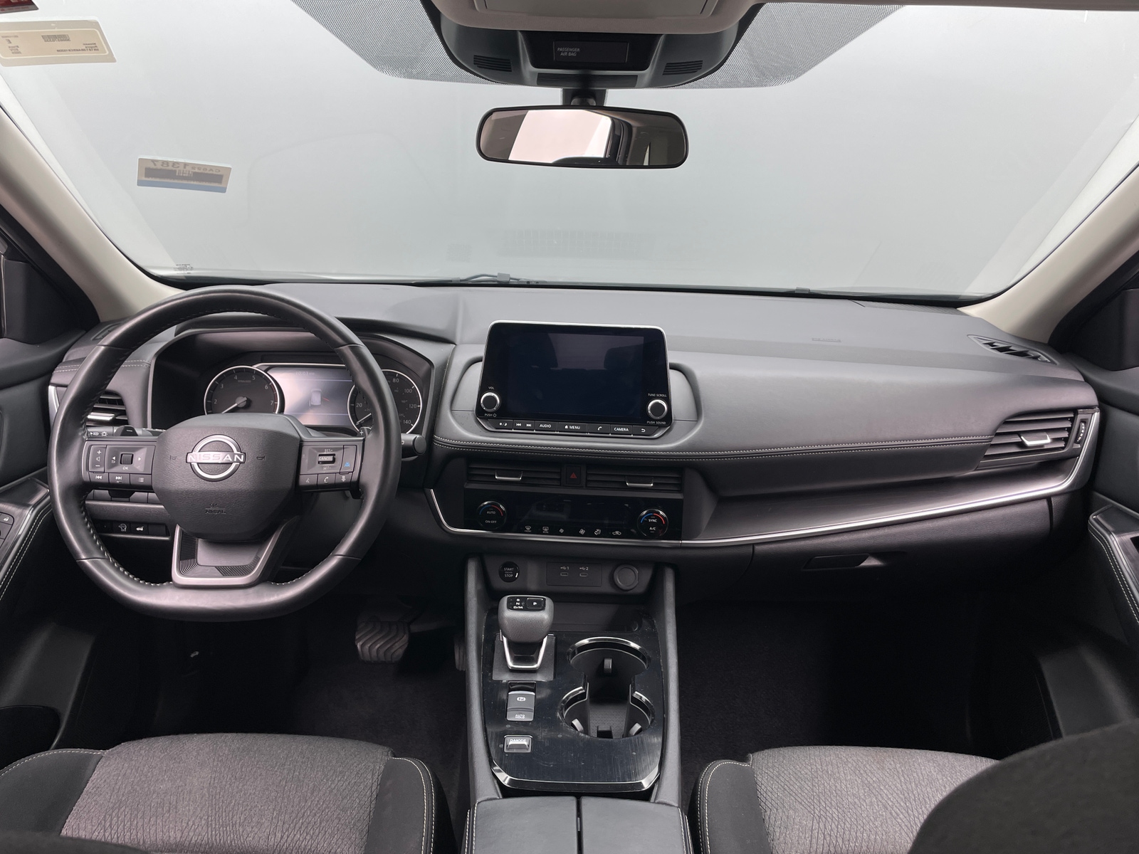 Thumbnail: 2025 Nissan Rogue - 3