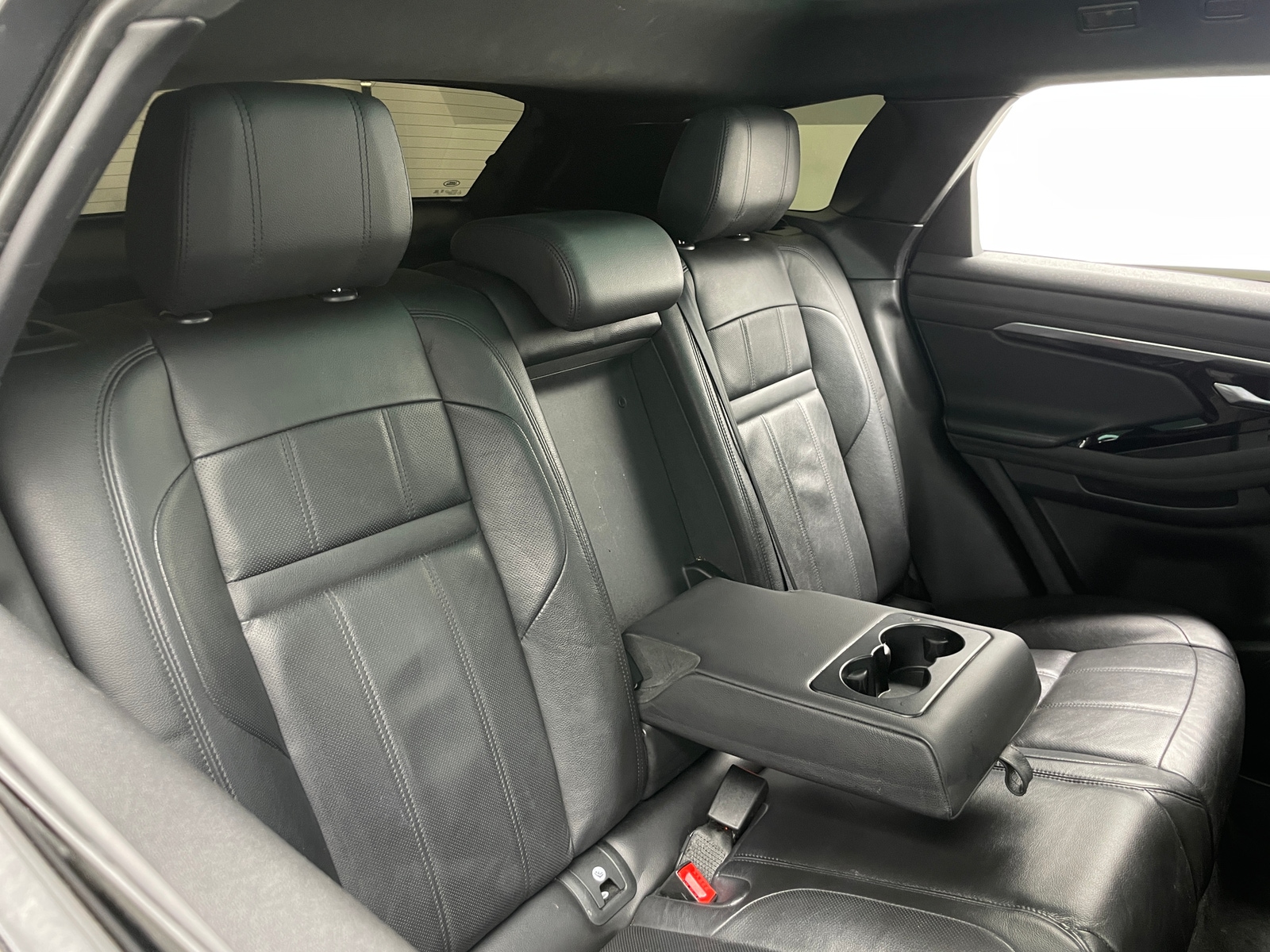 Thumbnail: 2020 Land Rover Range Rover Evoque - 5