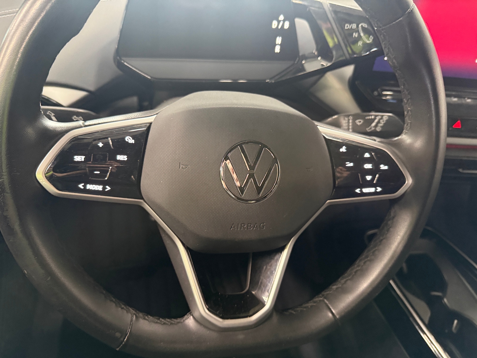 Thumbnail: 2023 Volkswagen ID.4 - 5