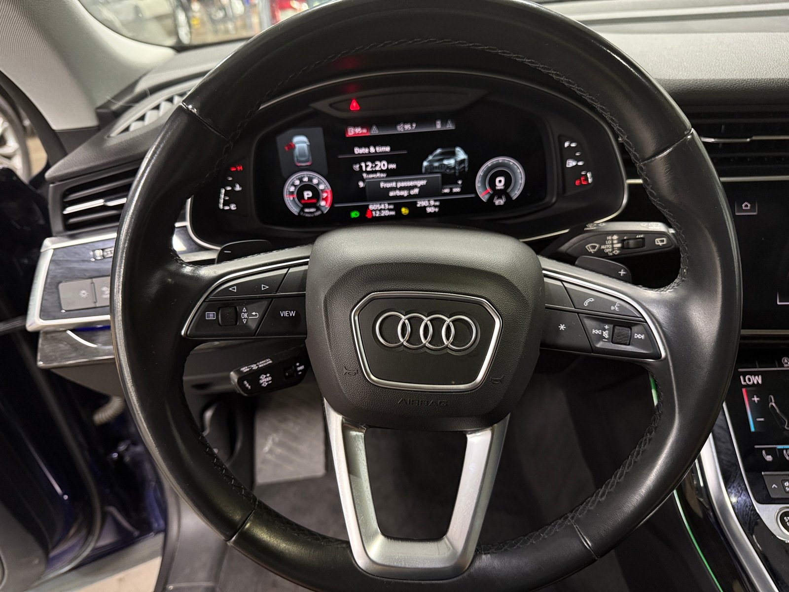 Thumbnail: 2021 Audi Q8 - 5