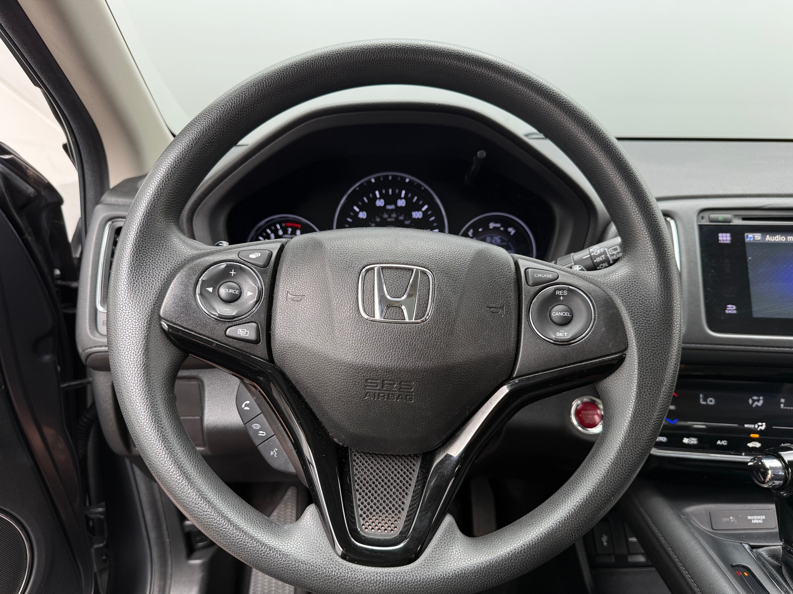 Thumbnail: 2018 Honda HR-V - 5