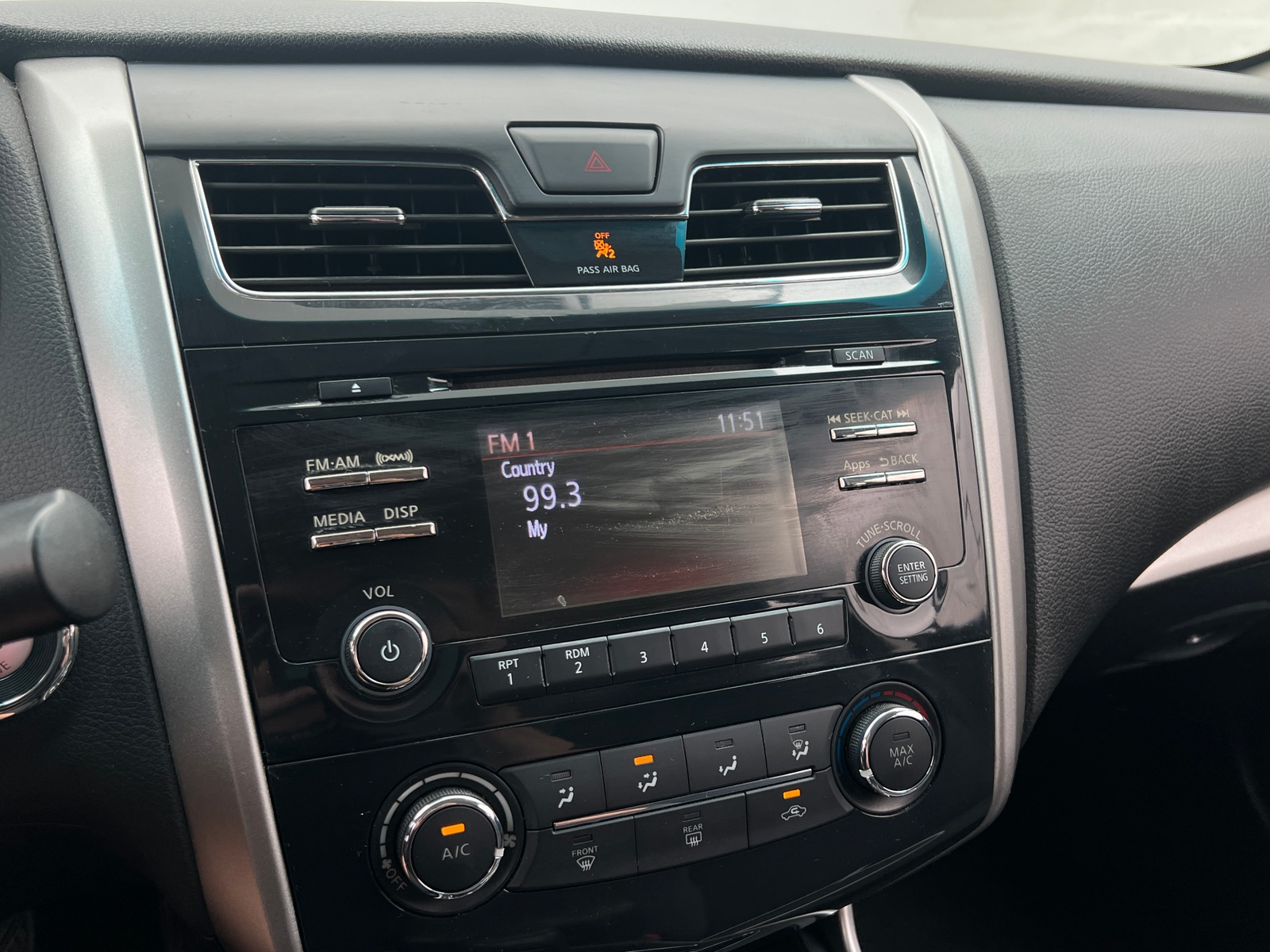 Thumbnail: 2015 Nissan Altima - 4