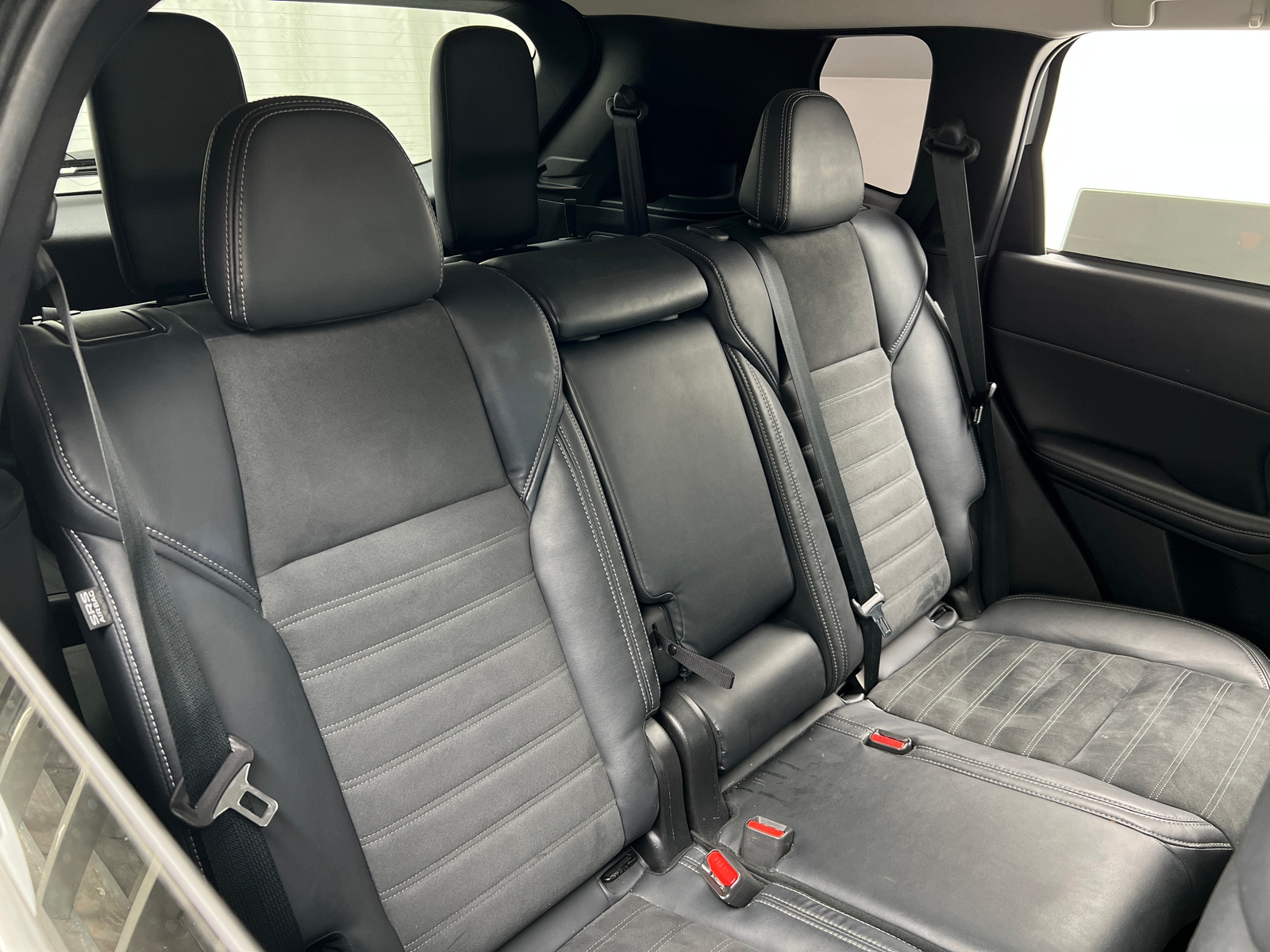 Thumbnail: 2022 Mitsubishi Outlander - 5