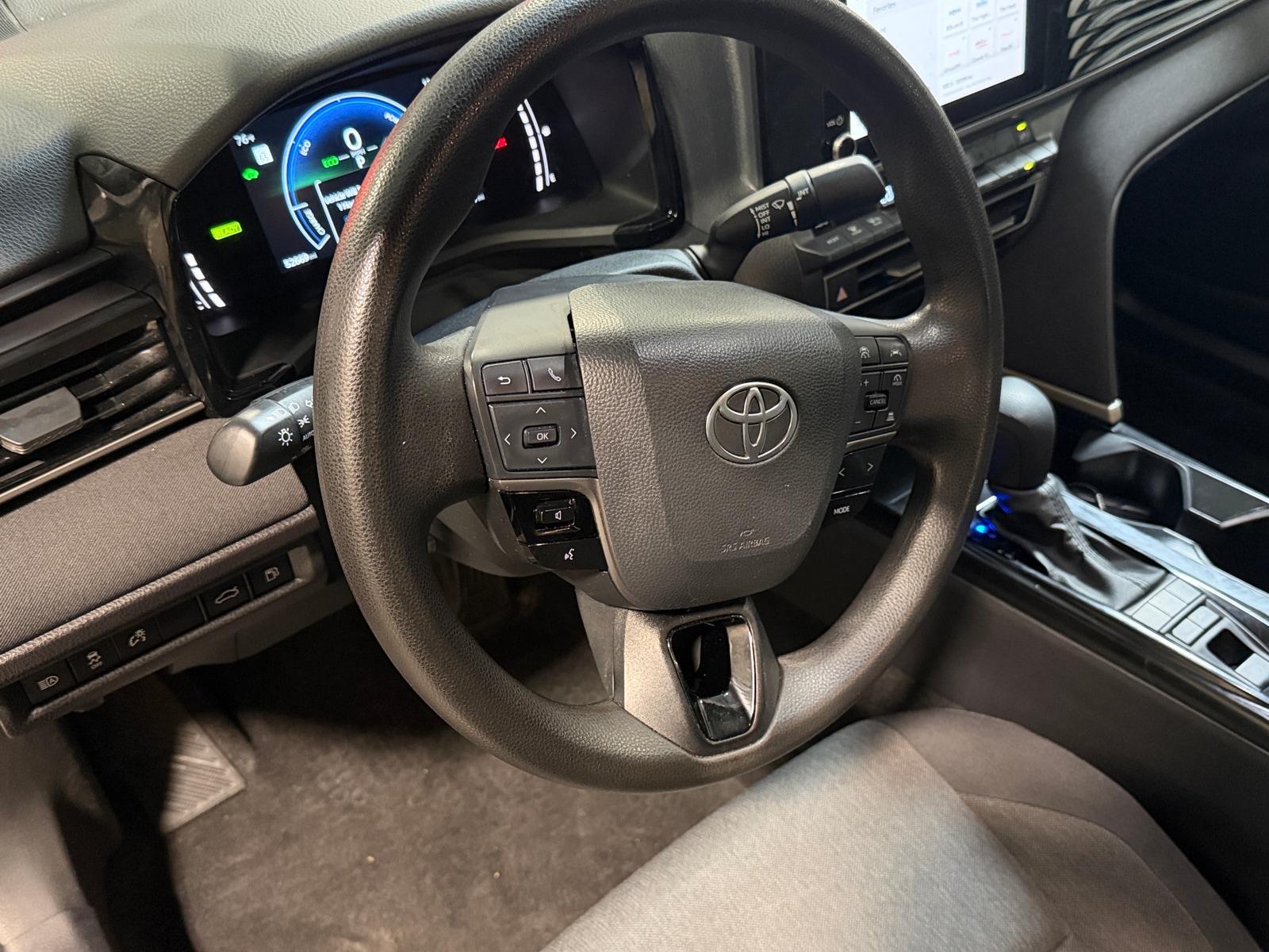 Thumbnail: 2025 Toyota Camry - 5