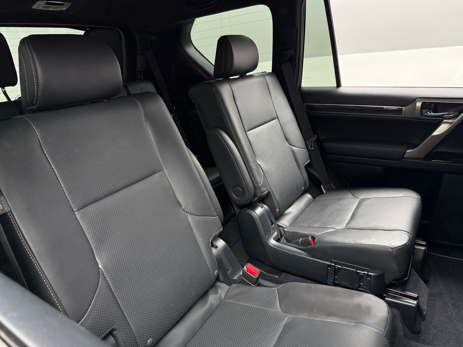Thumbnail: 2020 Lexus GX - 6