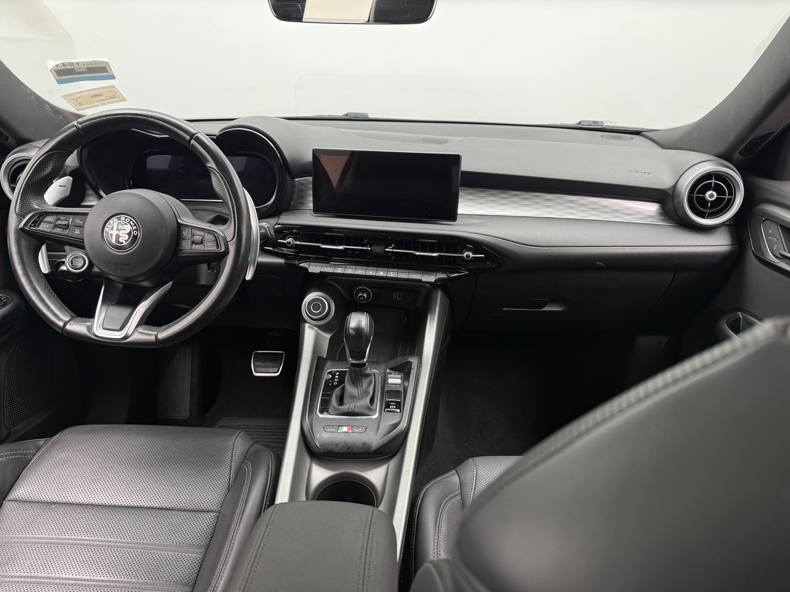 Thumbnail: 2024 Alfa Romeo Tonale - 2