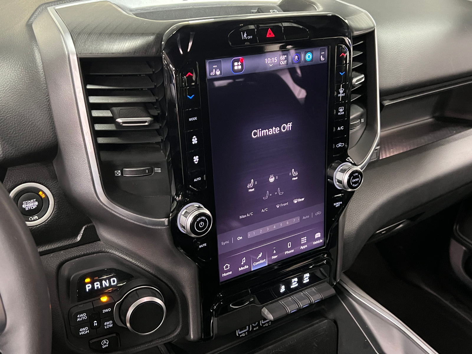 Thumbnail: 2025 RAM 1500 - 4
