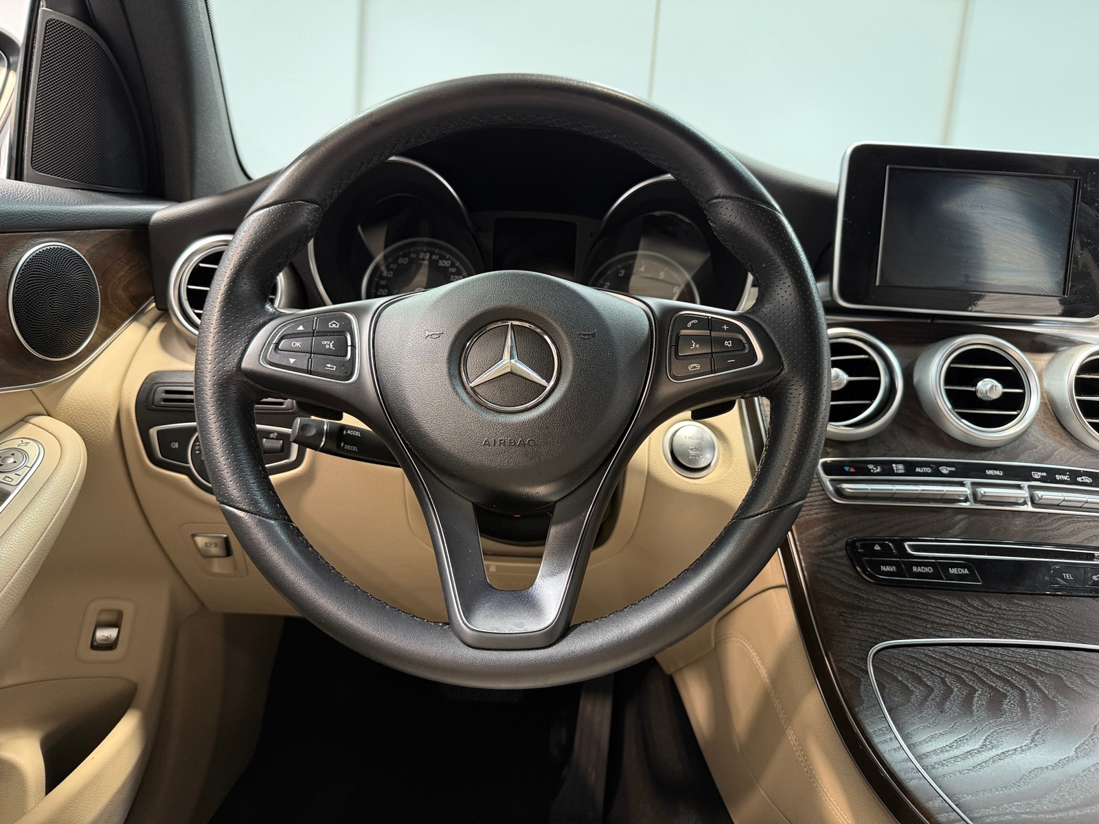 Thumbnail: 2018 Mercedes-Benz GLC - 4