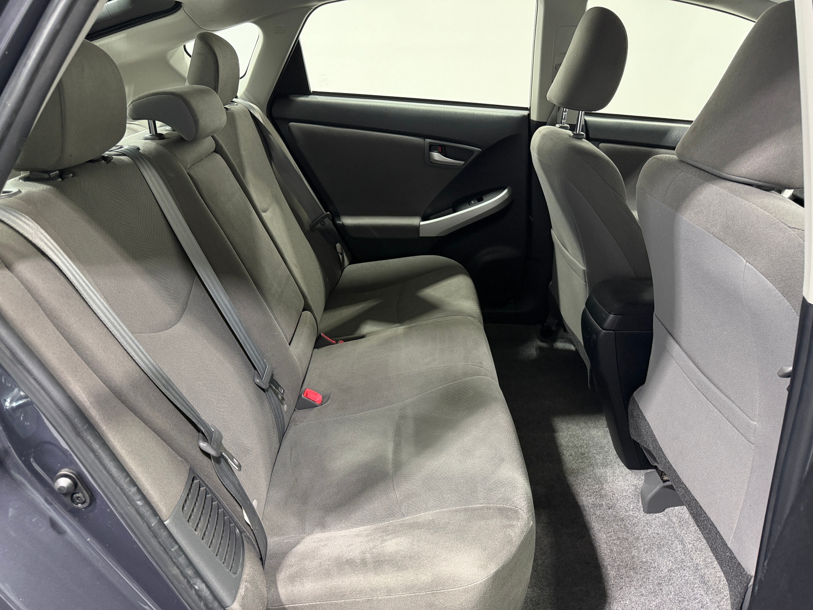 Thumbnail: 2015 Toyota Prius - 6