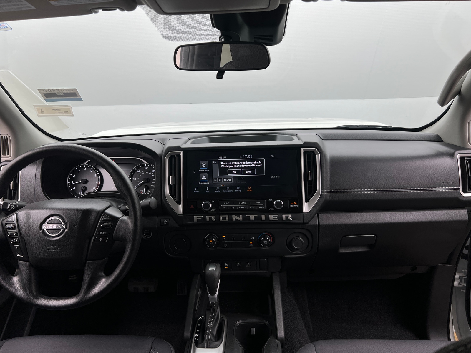 Thumbnail: 2025 Nissan Frontier - 3