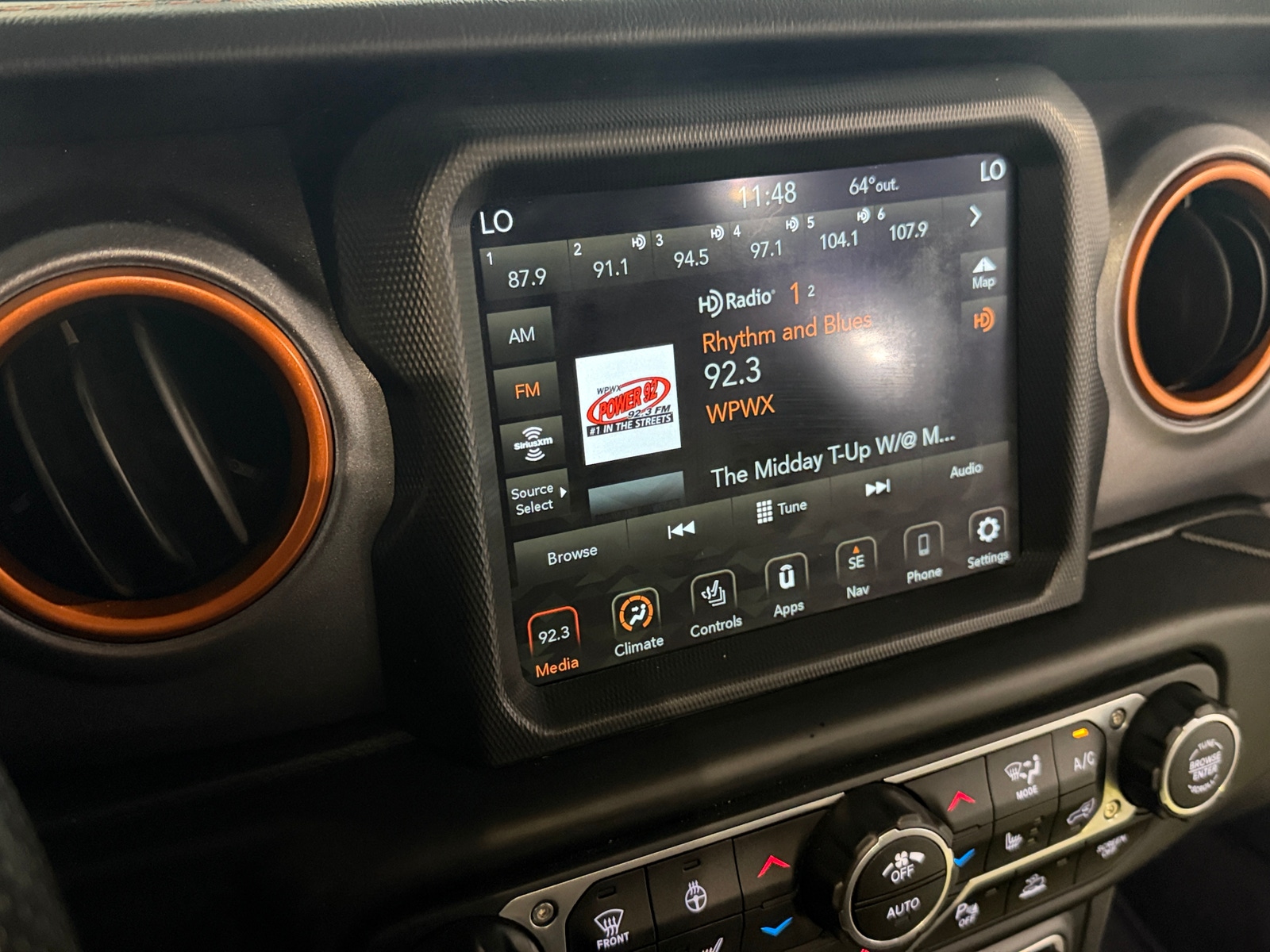 Thumbnail: 2020 Jeep Gladiator - 3