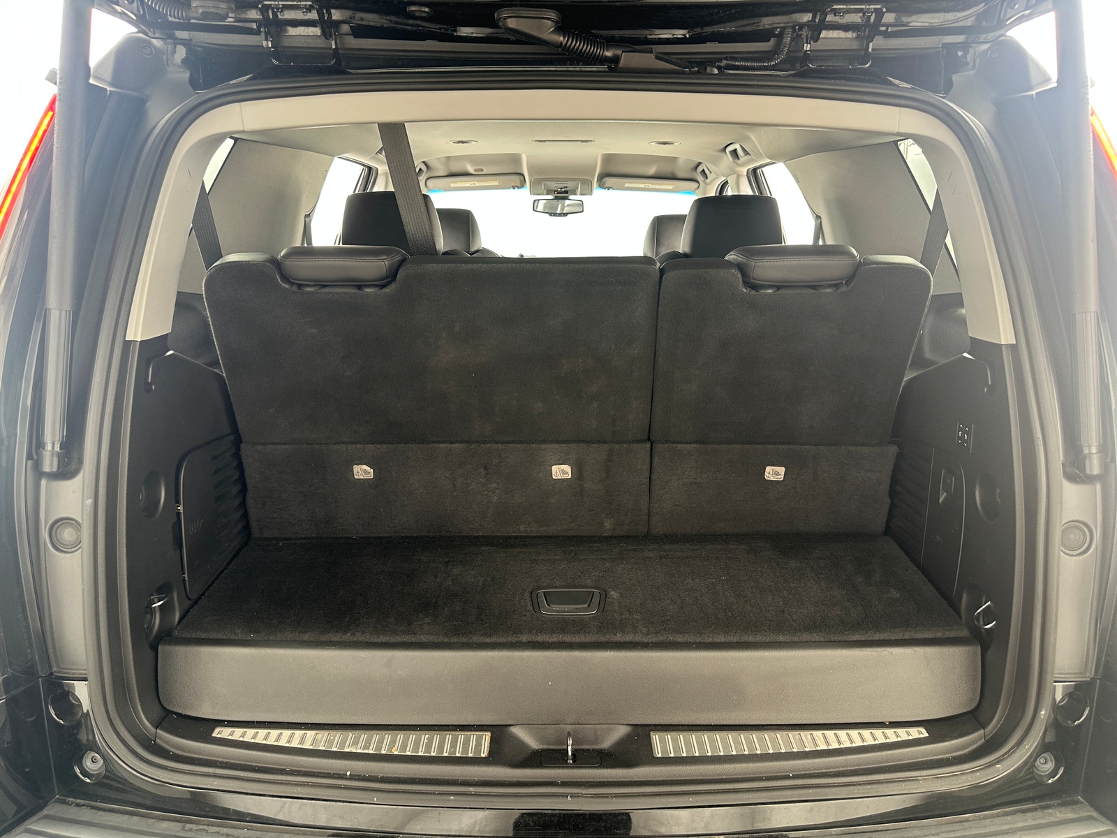 Thumbnail: 2018 Cadillac Escalade - 6