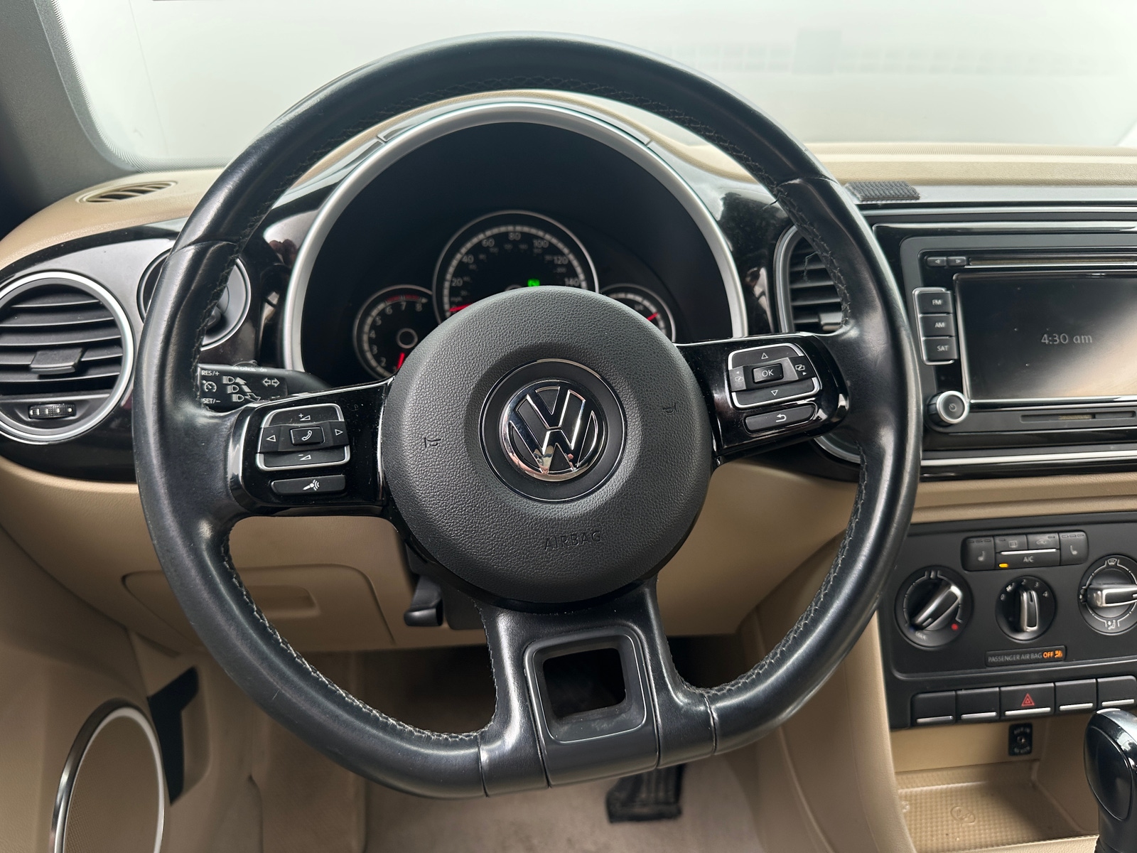 Thumbnail: 2013 Volkswagen Beetle - 4