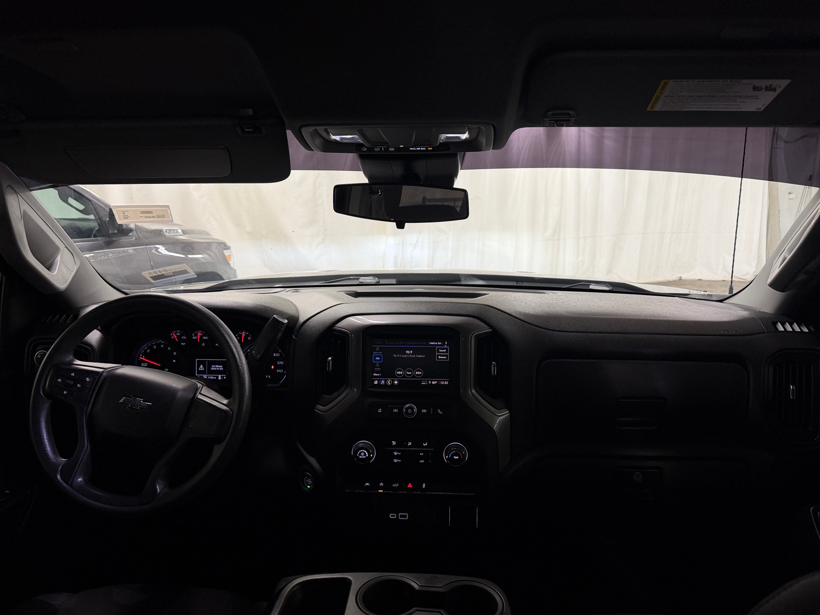 Thumbnail: 2022 Chevrolet Silverado 1500 - 3